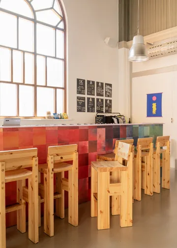 001 Bar Stool Barhocker - Matt geölwachsbehandelte Kiefer, 65 cm - Vaarnii