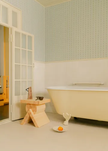 006 AA Side Table Beistelltisch - Matt geölte Kiefer, 40x40x45 cm - Vaarnii