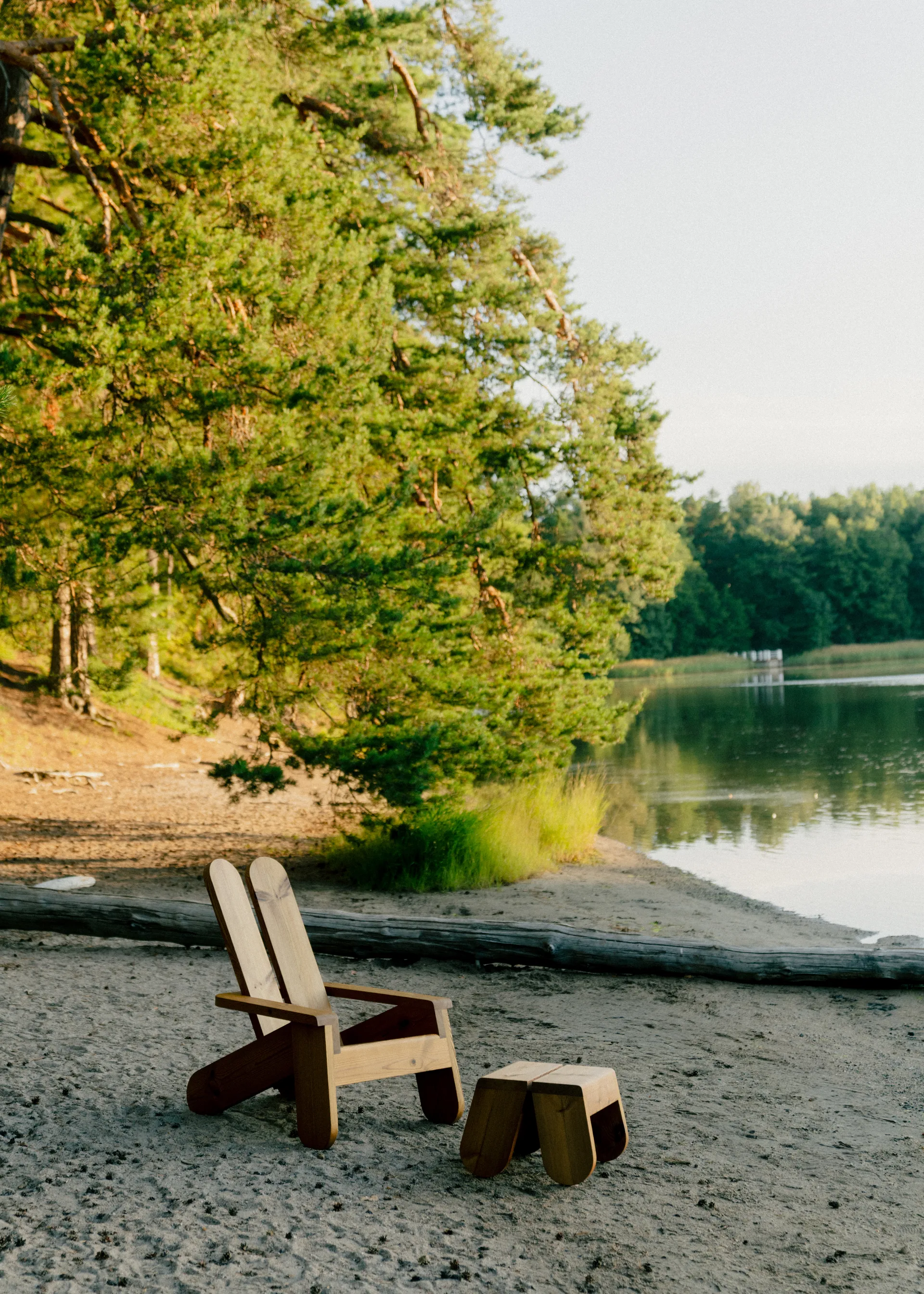 015 Peace Outdoor Foot Stool Fußhocker Outdoor-Pouf, Thermobehandelte Kiefer Vaarnii