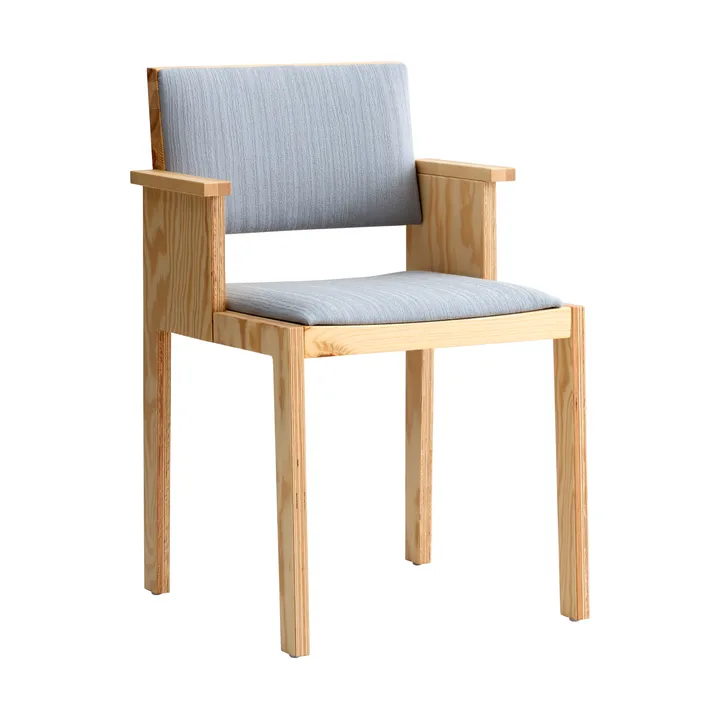 016 Maasto Dining Armchair Armlehnstuhl - Matt geöltes Wachs-Kiefernholz, frontseitig bezogen grau - Vaarnii