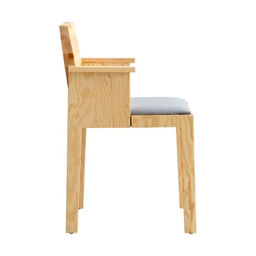 016 Maasto Dining Armchair Armlehnstuhl - Matt geöltes Wachs-Kiefernholz, gepolsterter Sitz grau - Vaarnii