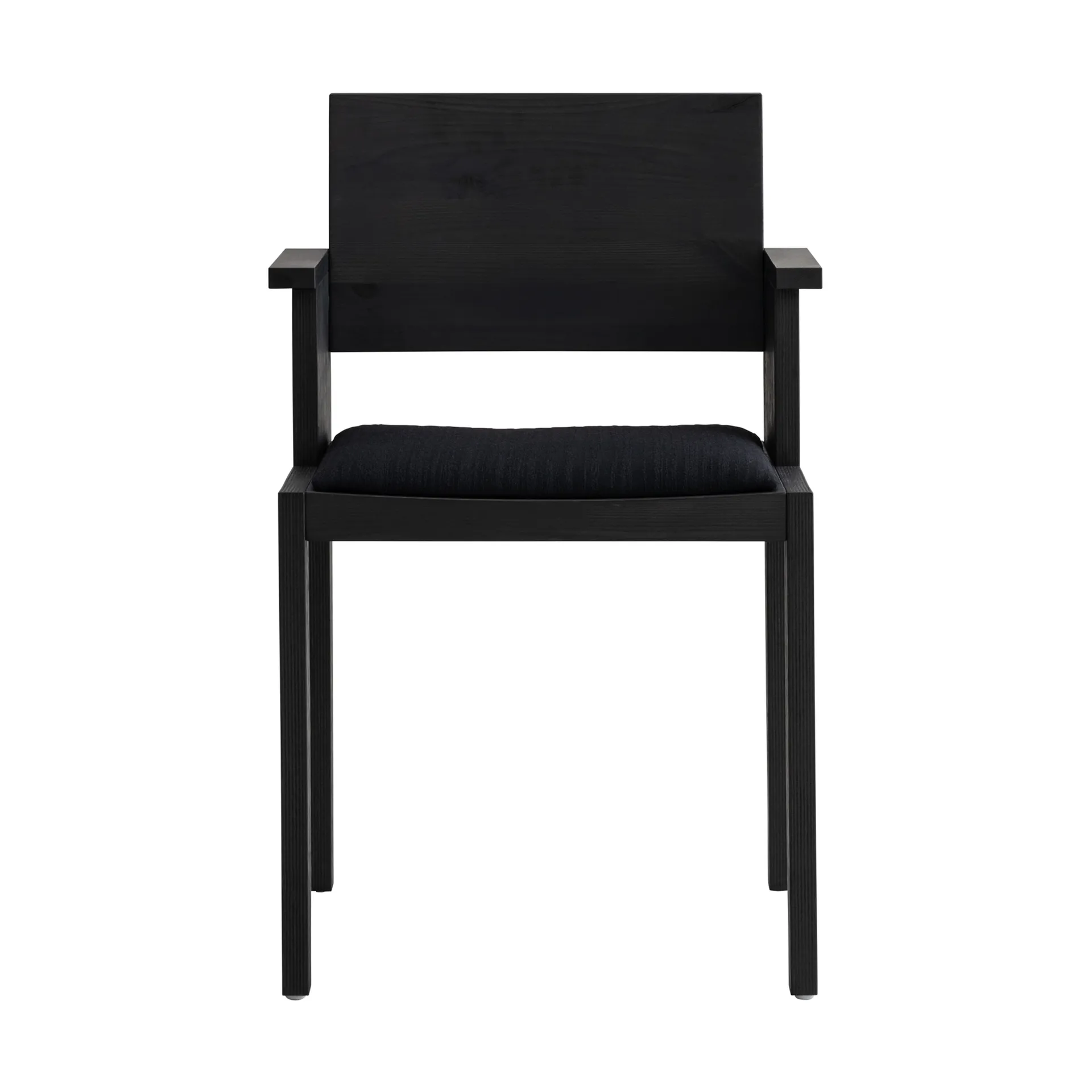 016 Maasto Dining Armchair Armlehnstuhl, Schwarz gebeizte Kiefer, gepolsterter Sitz schwarz Vaarnii