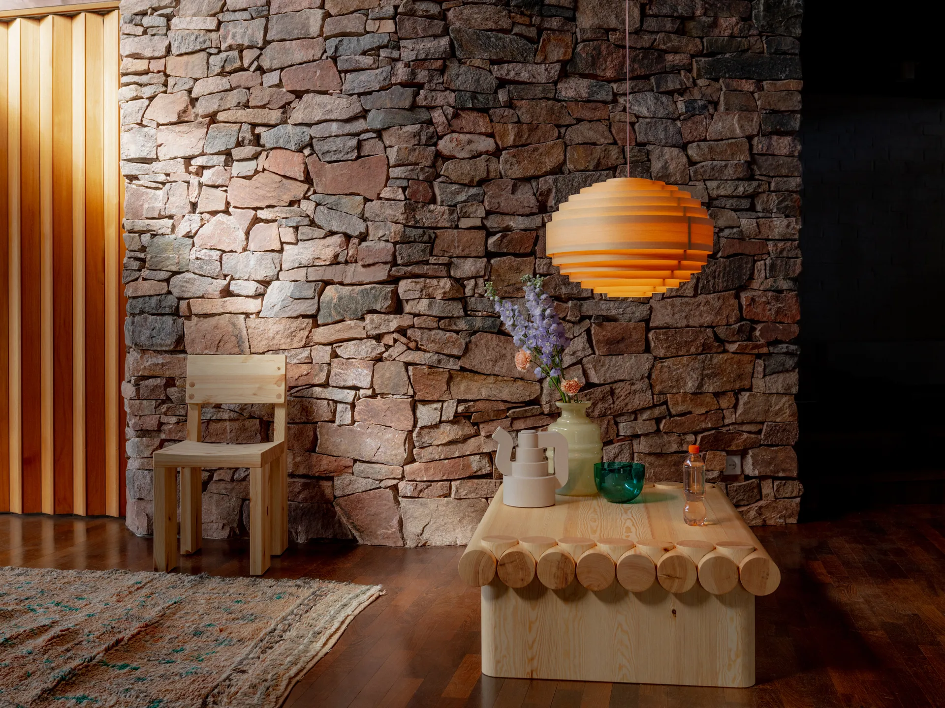 1002 Hans Pendant Pendelleuchte, Matt geölte Kiefer, XL Ø70 cm Vaarnii