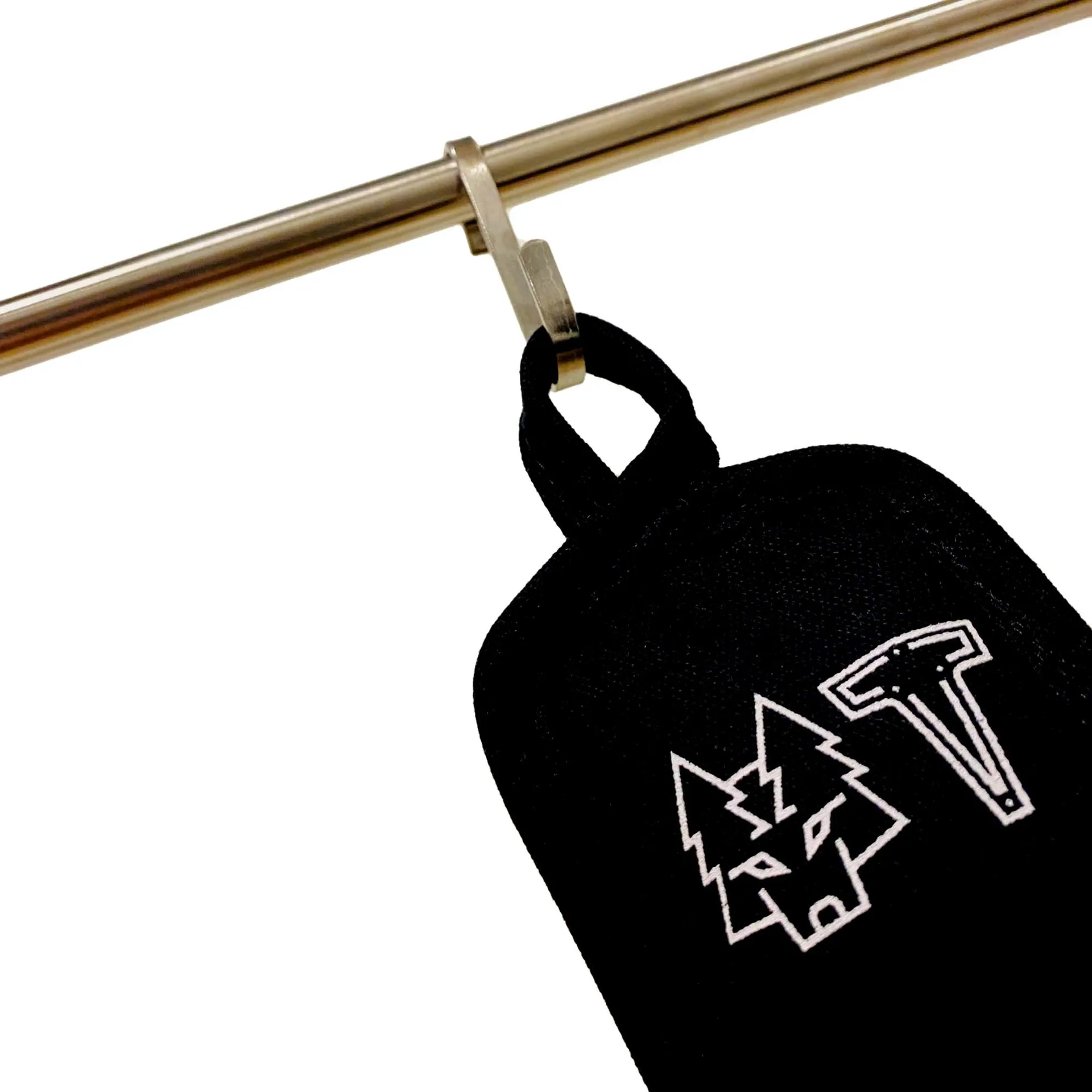 Ulla Hitzeschutz, Schwarz Vargen & Thor