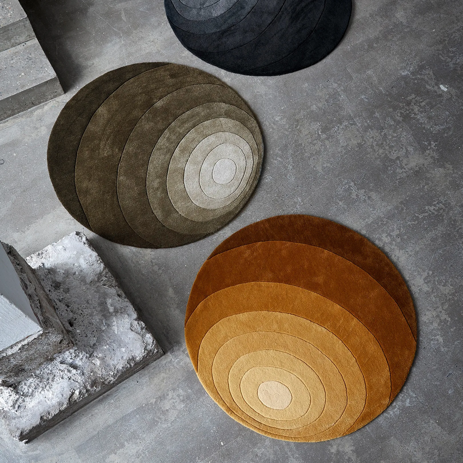 Luna Teppich Ø120cm, Dark yellow Verpan