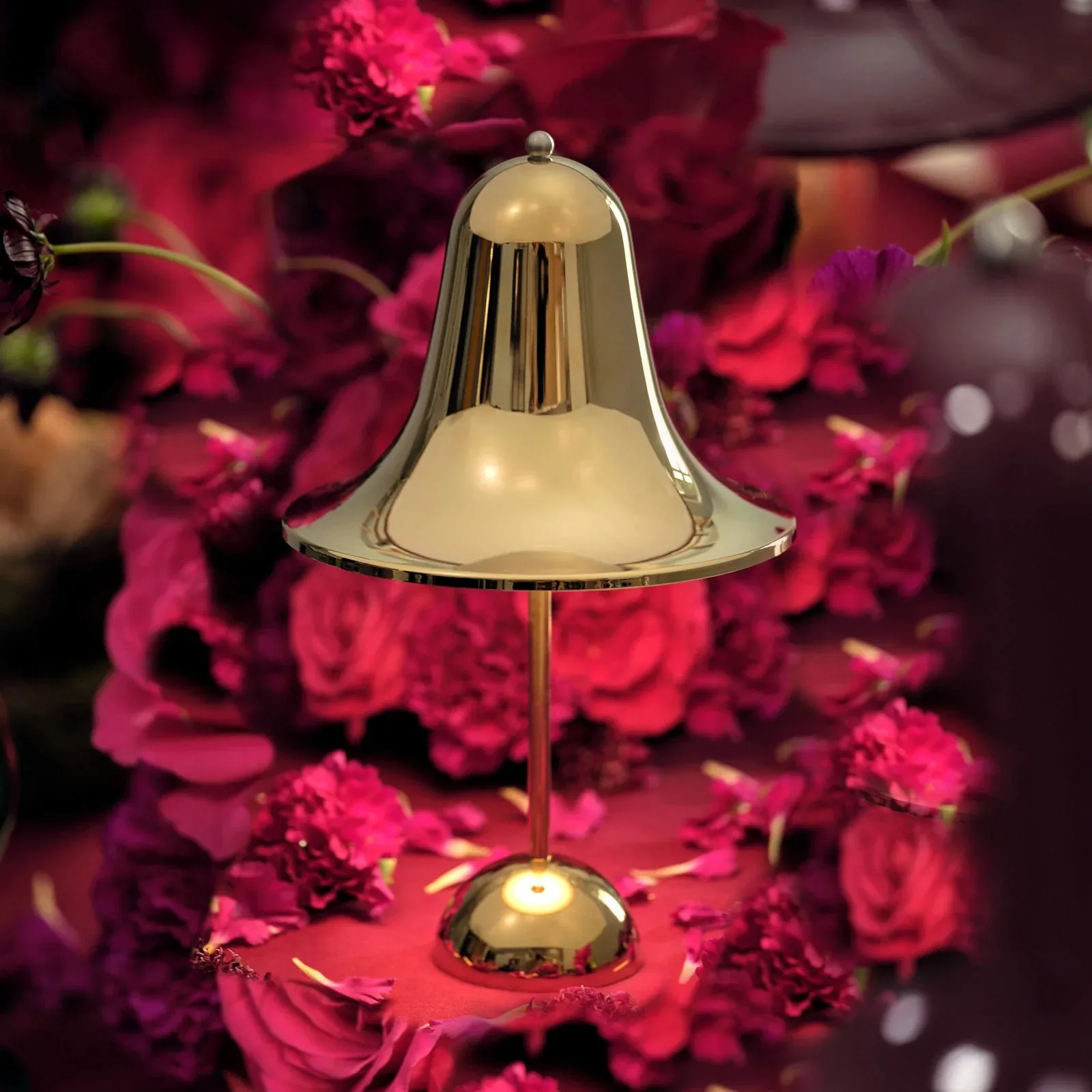 Pantop tragbare Tischleuchte 30 cm, Shiny brass Verpan