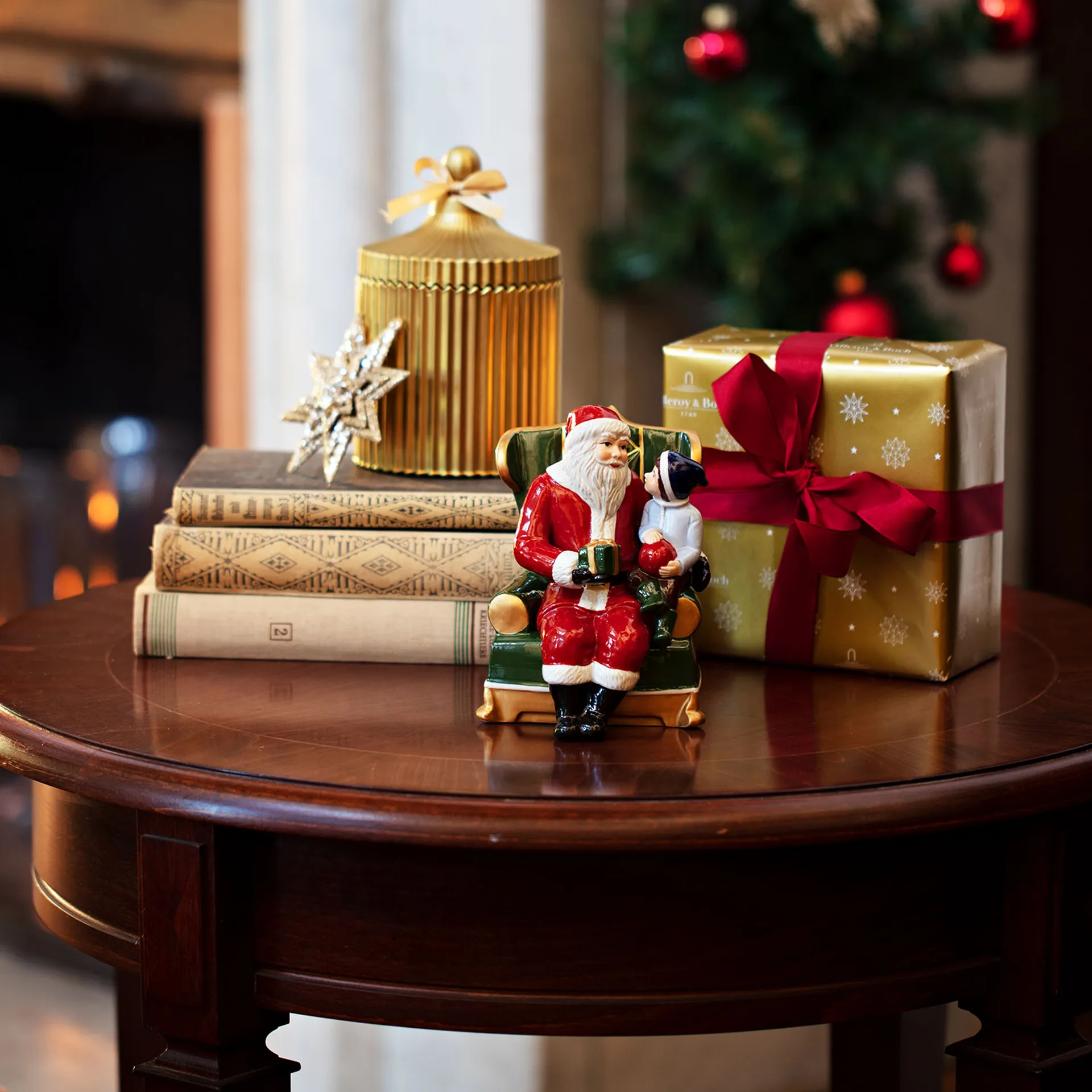 Christmas Toys Weihnachtsmann im Sessel, Rot Villeroy & Boch