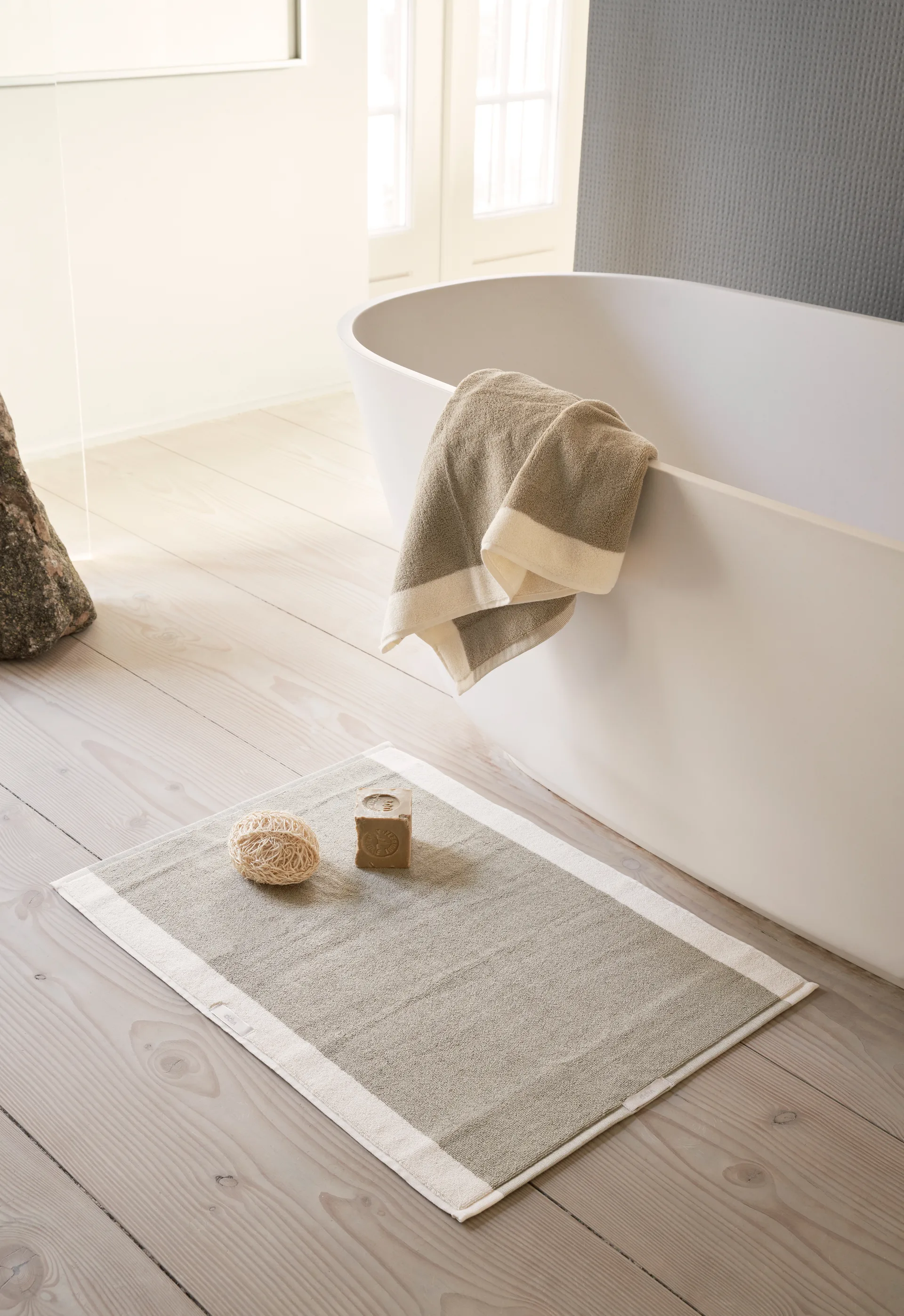 Vipp101 Badematte, Khaki, 50x70 cm Vipp