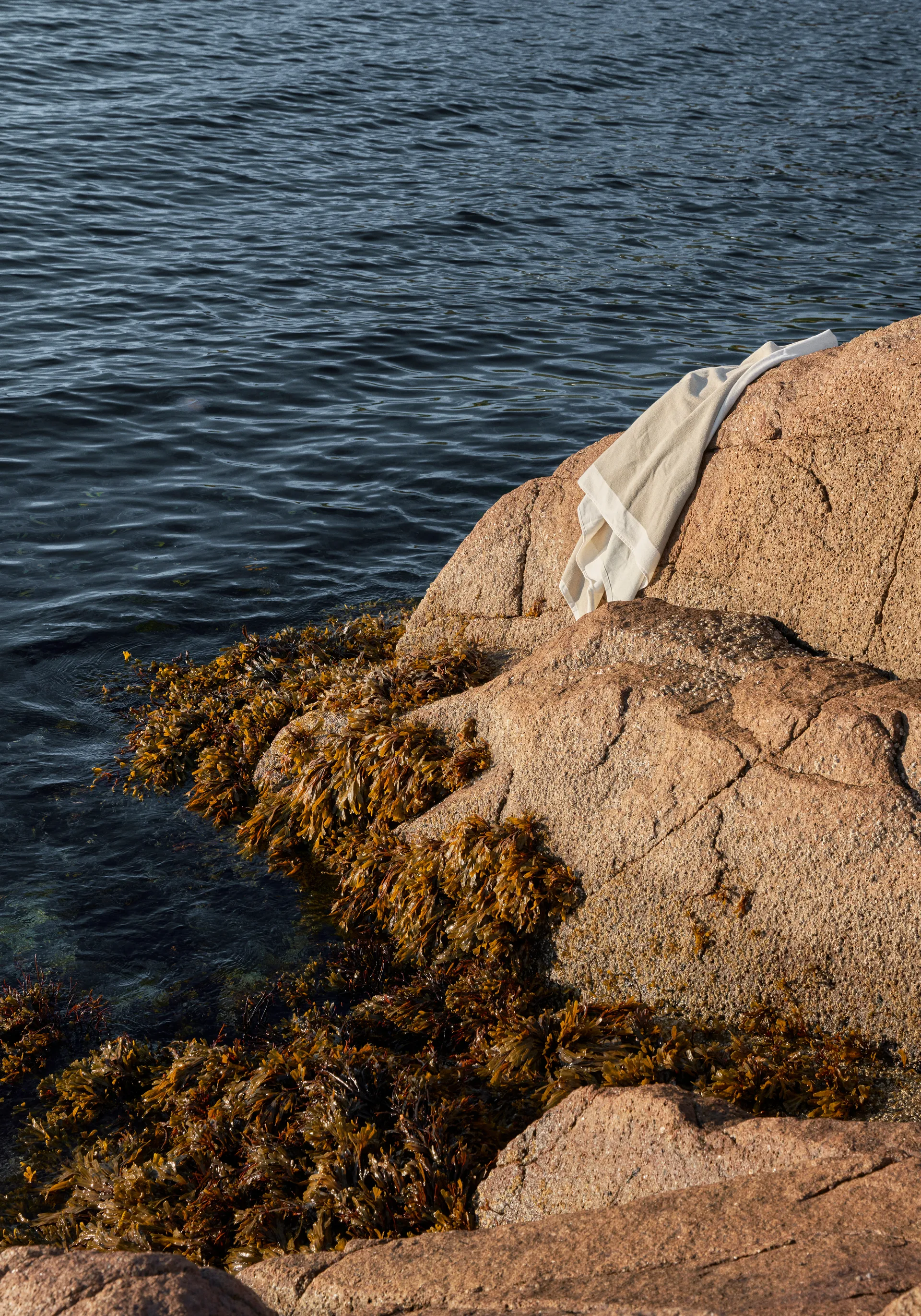 Vipp105 Strandtuch, Khaki, 100x180 cm Vipp