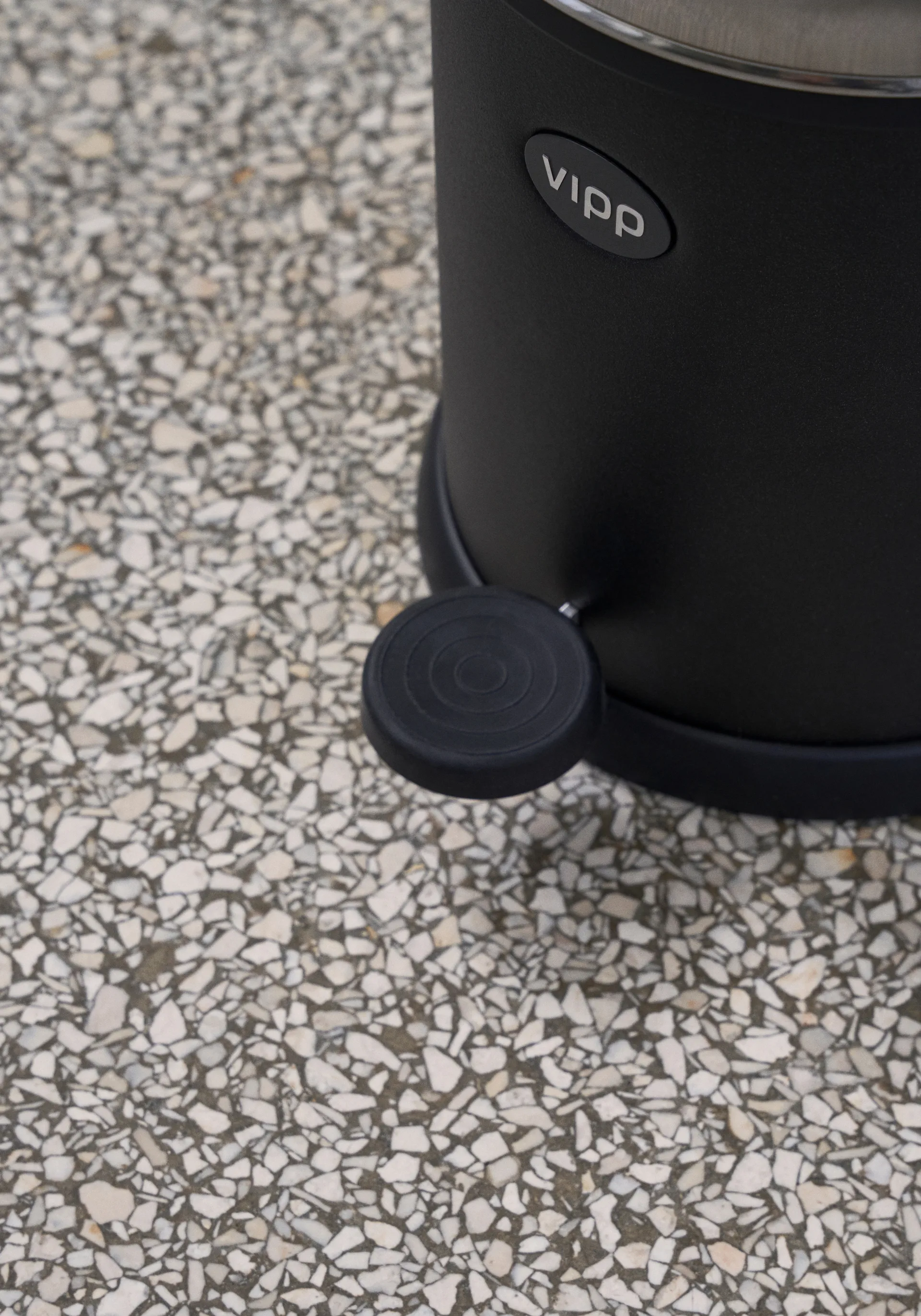 Vipp12 Treteimer 3 l, Black Vipp