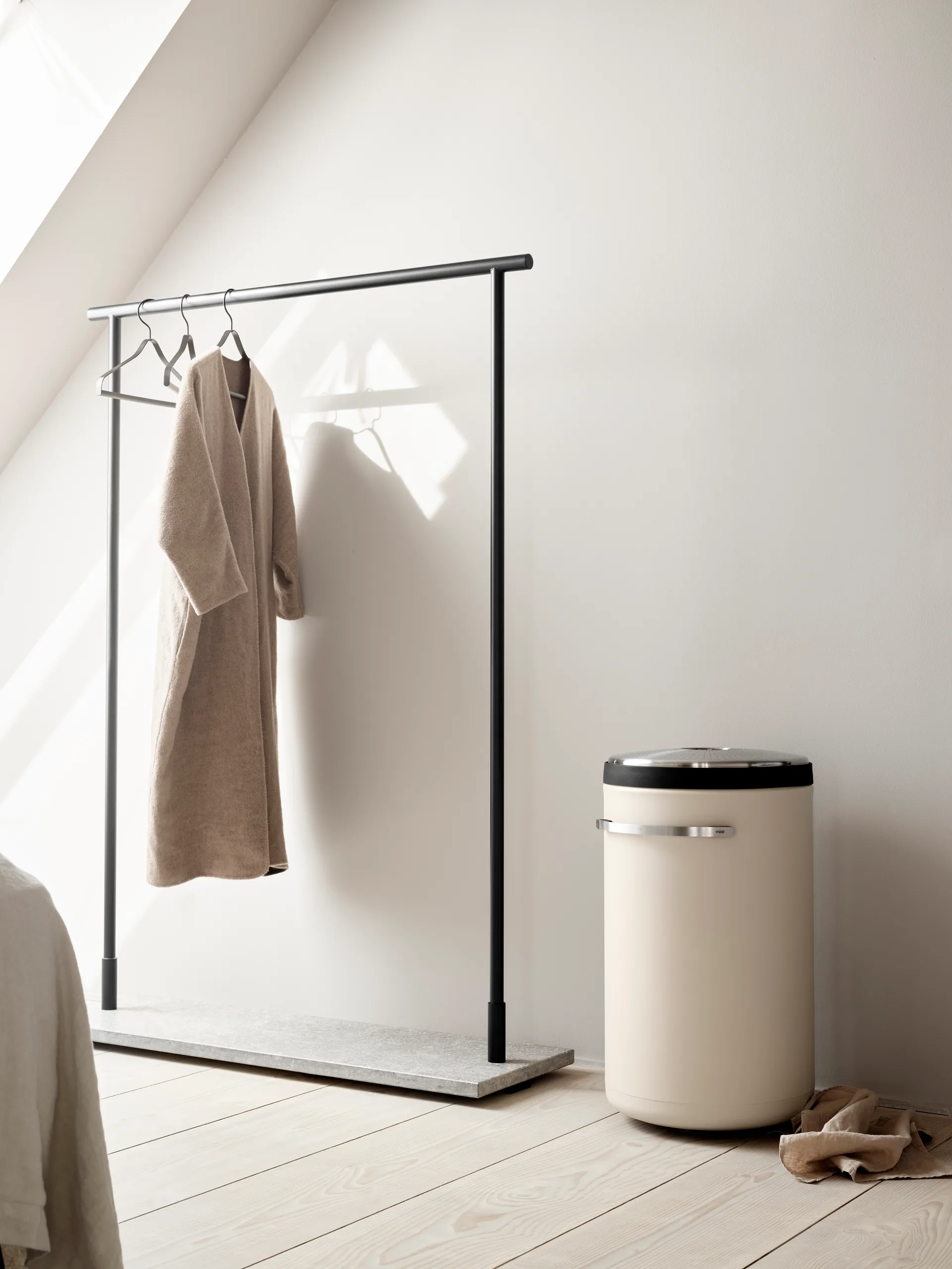 Vipp441 Wäschekorb Ø39x69 cm, Matt beige Vipp