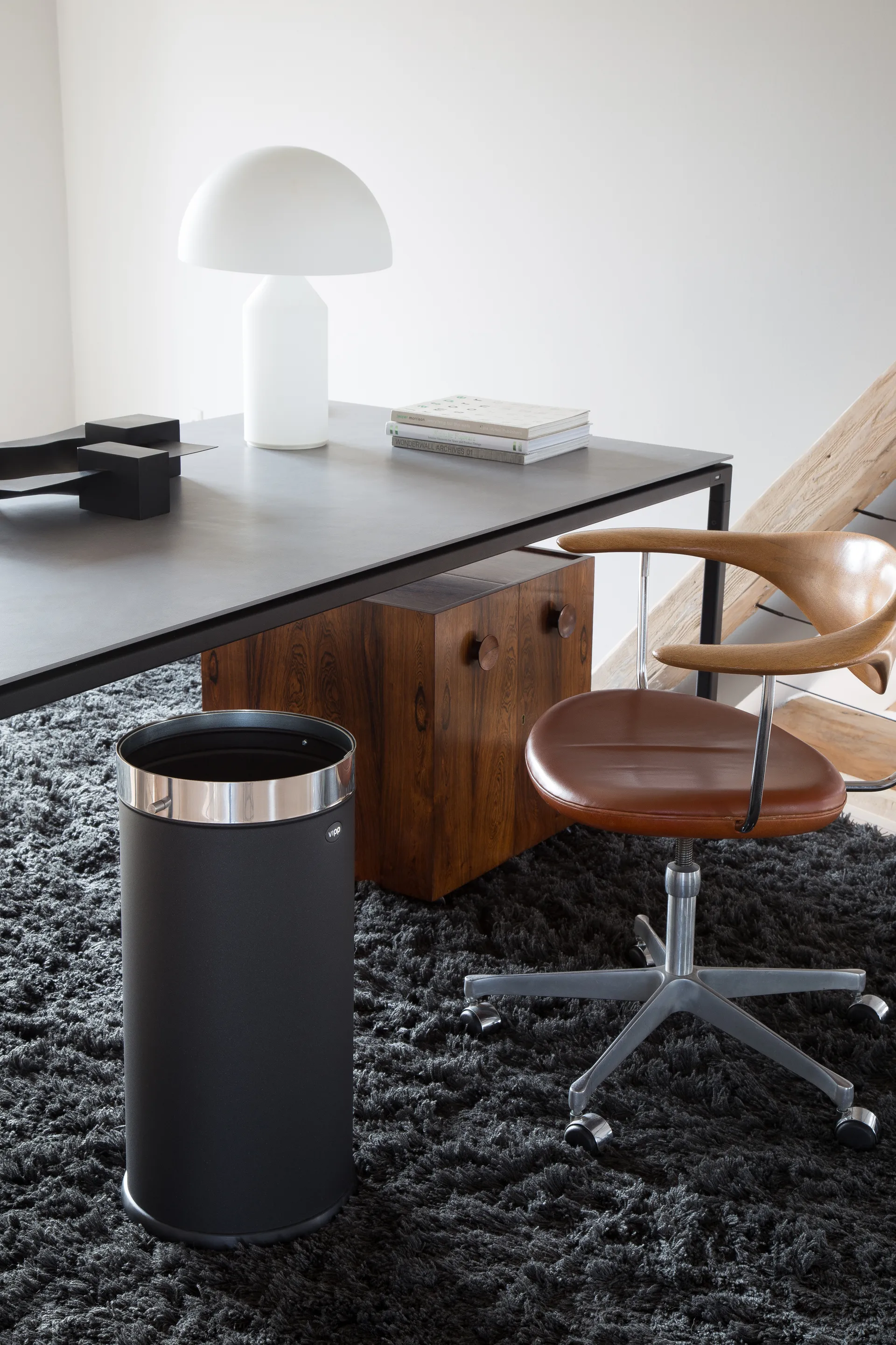 Vipp52 Papierkorb Ø30x60 cm, Black Vipp