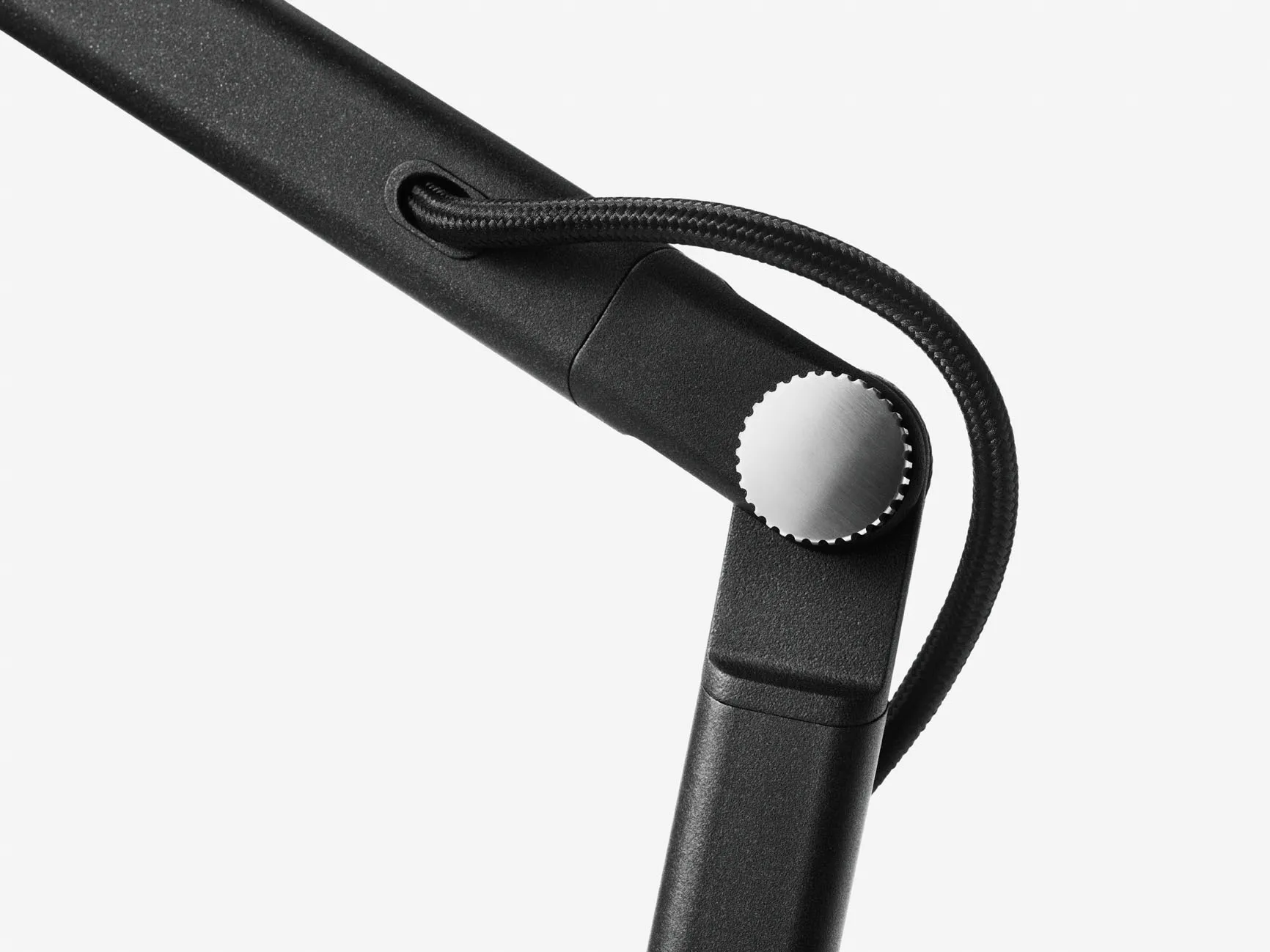 Vipp521 Schreibtischlampe mit Halterung, Black Vipp