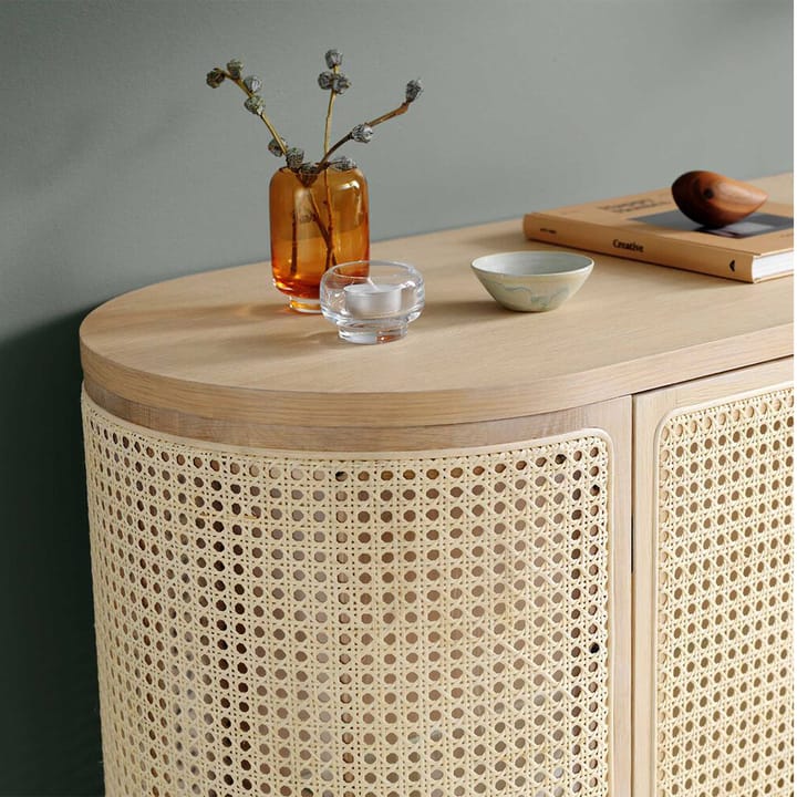Be My Guest Sideboard, Rattan, Eiche weiß geölt, Stahlgestell schwarz Warm Nordic