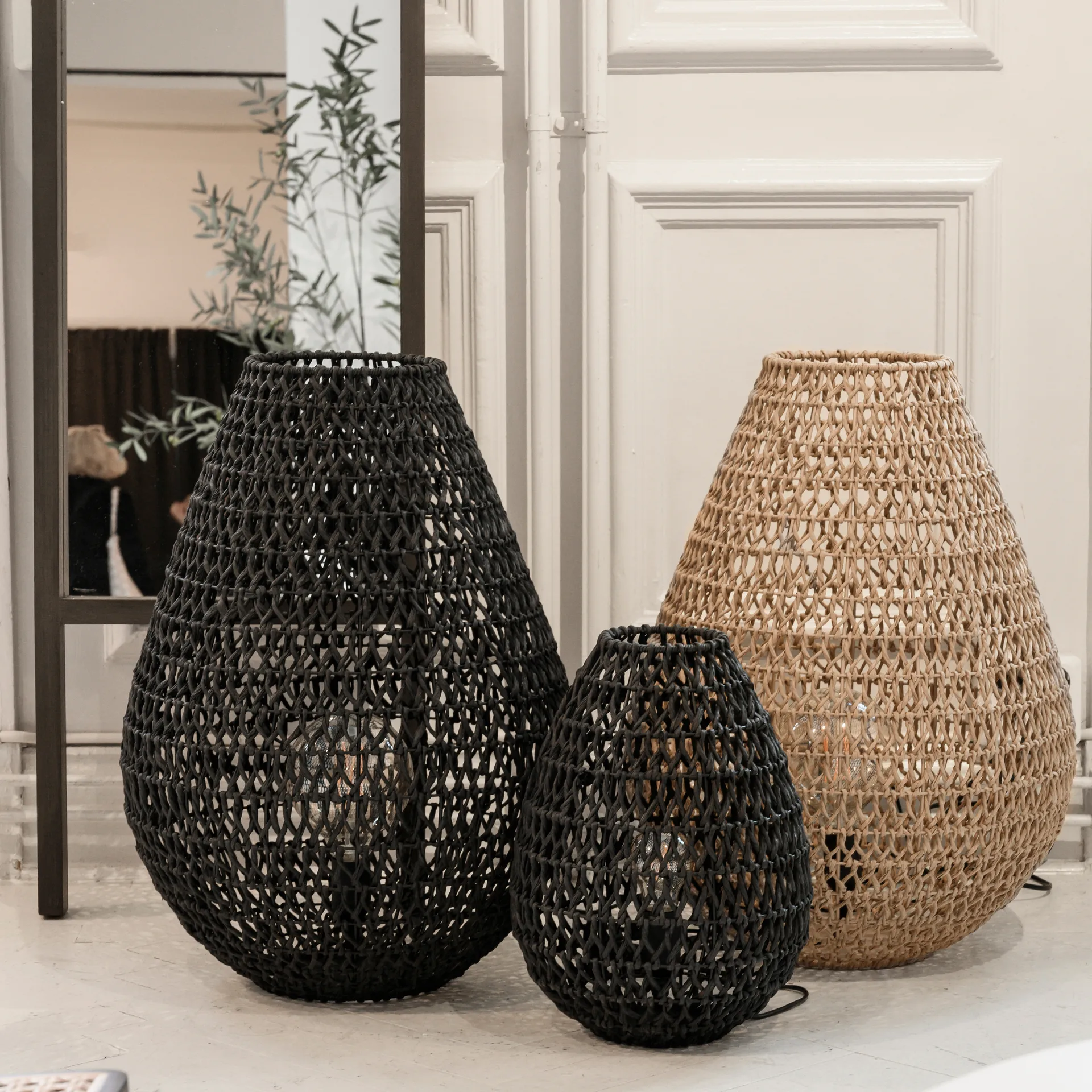 Buster Tischleuchte Ø27cm, Schwarz Watt & Veke