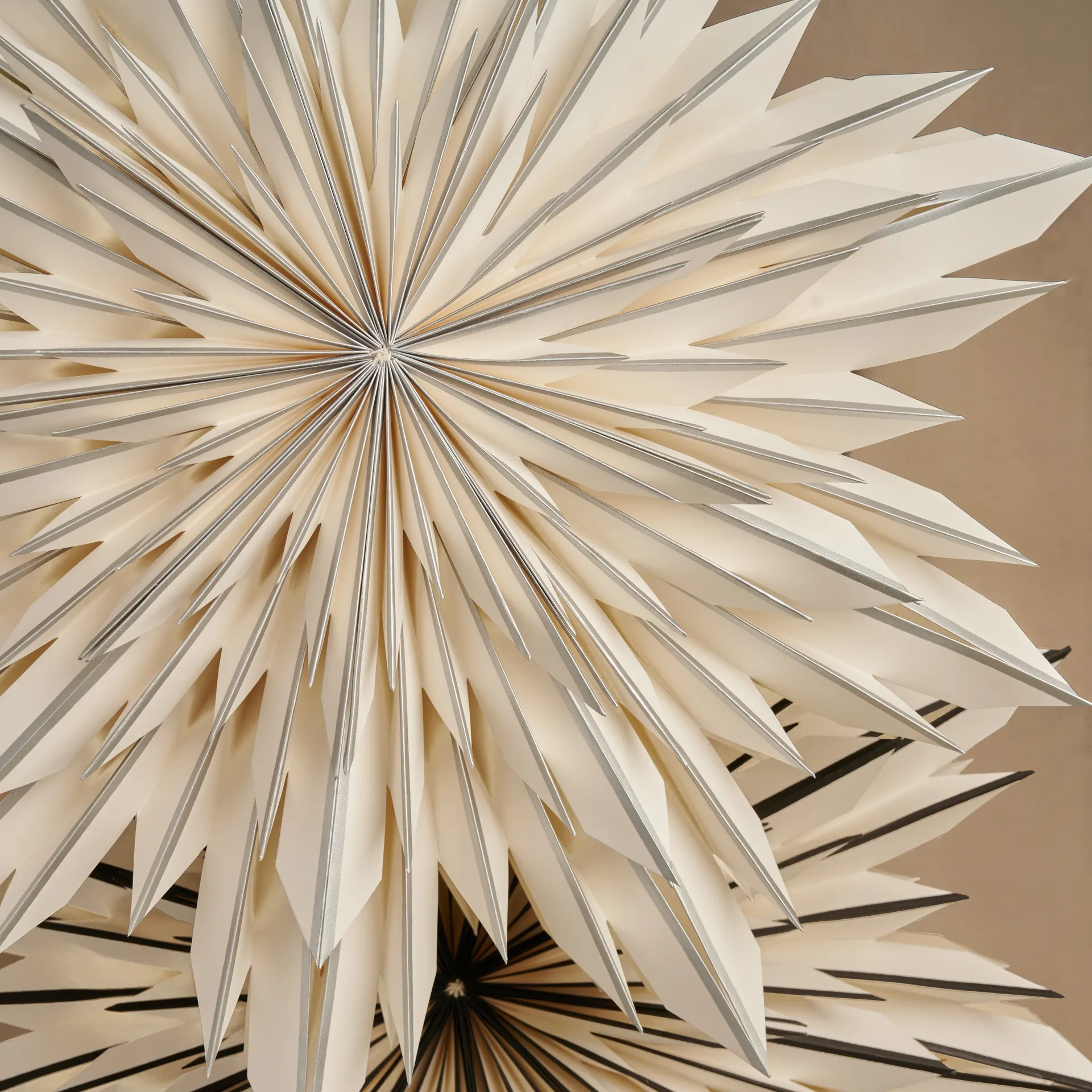 Elsa Adventsstern 60cm, Silber-weiß Watt & Veke