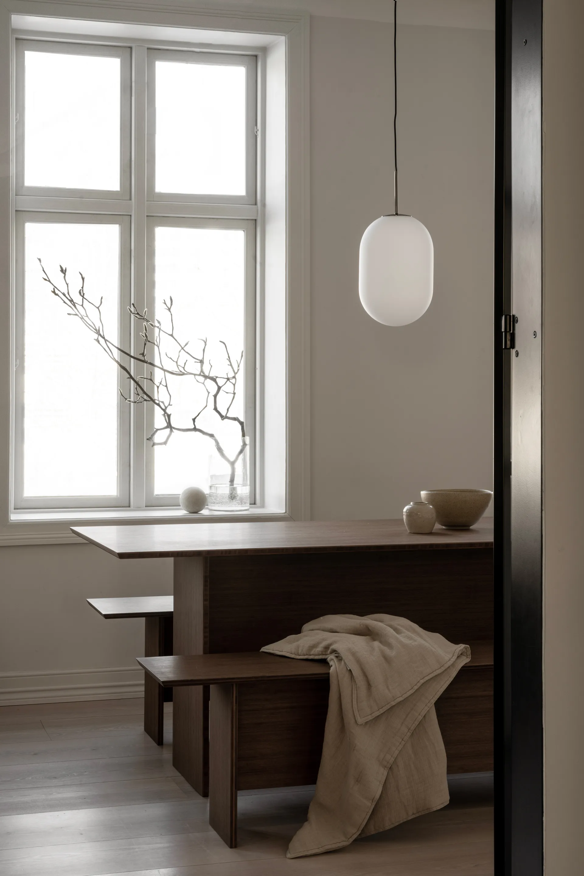 Noor Pendelleuchte L Ø24 cm, White Watt & Veke