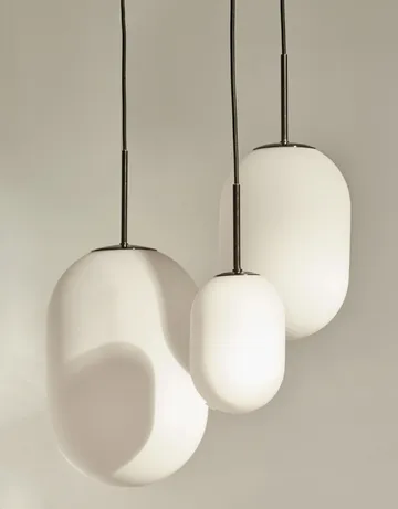 Noor Pendelleuchte M Ø18 cm - White - Watt & Veke