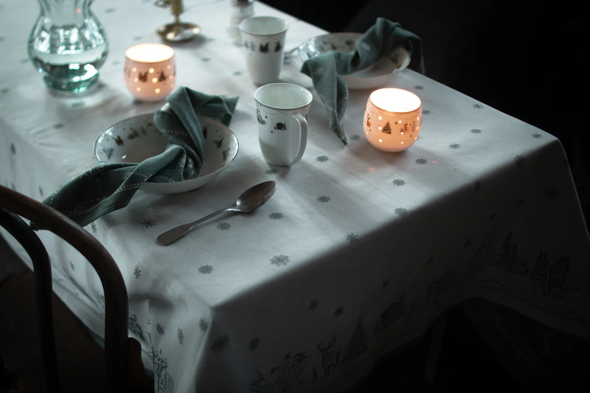 Julemorgen Tischdecke, Weiß-grün, 140x300 cm Wik & Walsøe