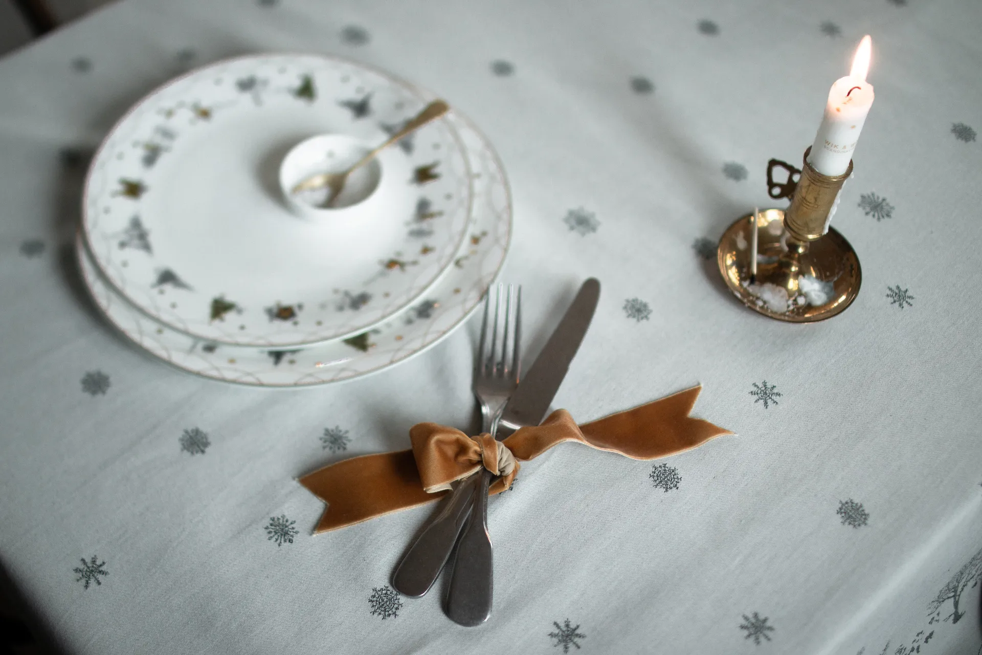 Julemorgen Tischdecke, Weiß-grün, 140x340 cm Wik & Walsøe