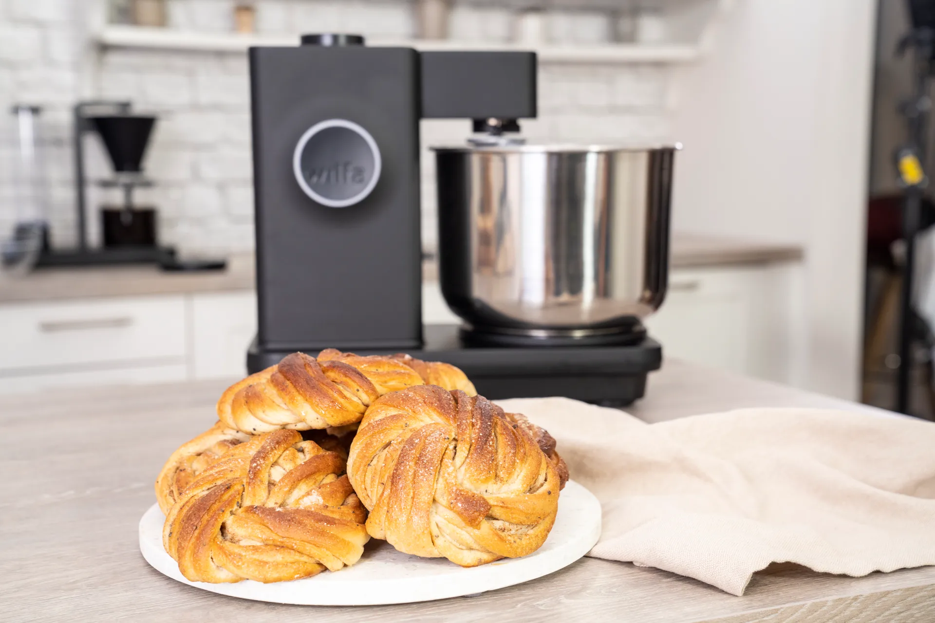 Probaker KM1B-70 Küchenmaschine 7 L, Schwarz Wilfa