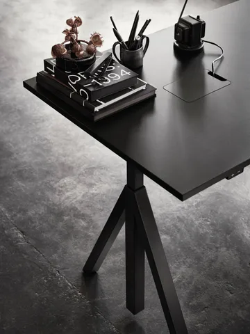 Works Schreibtisch Schwarz 78x140 cm - Works