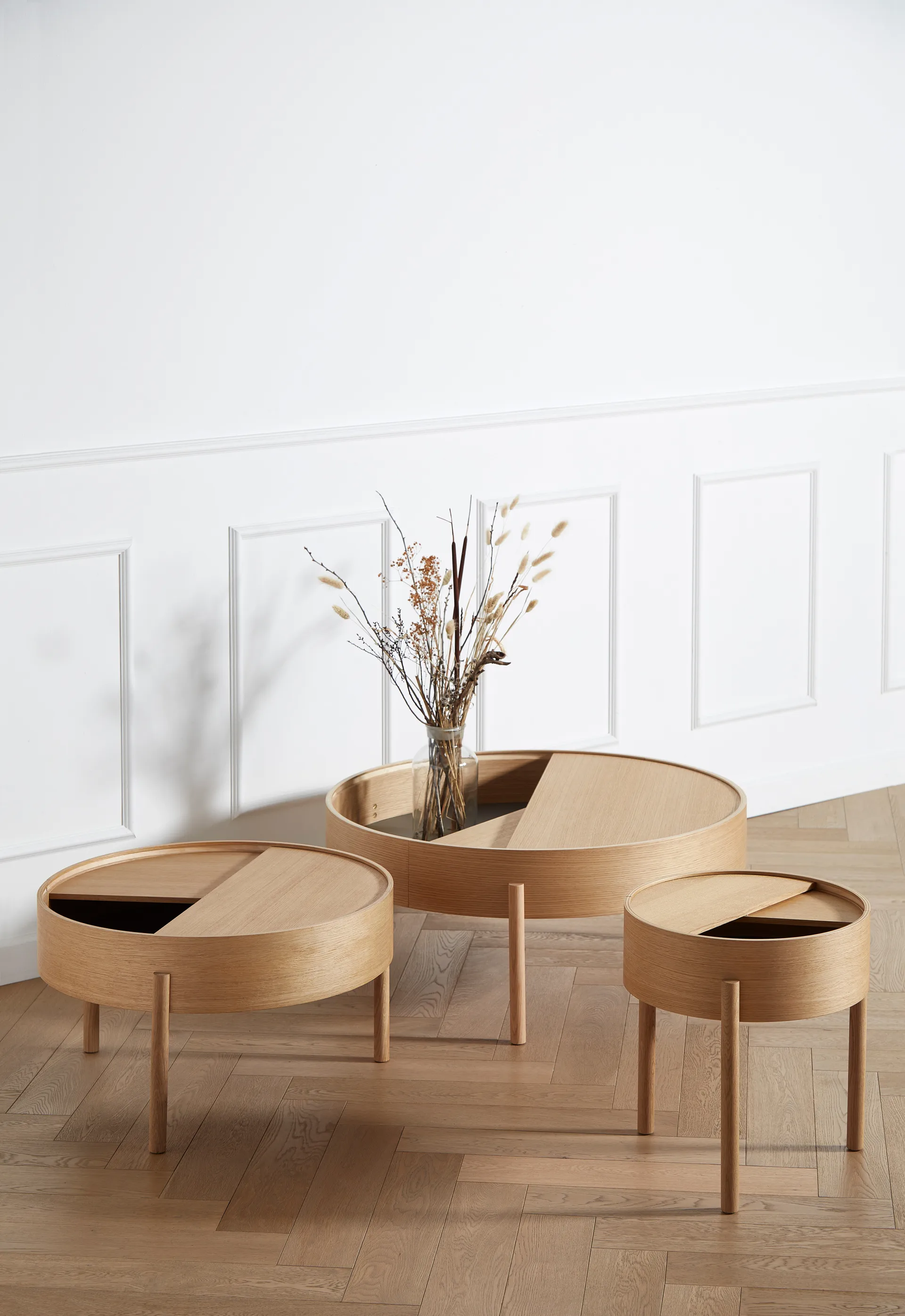 Arc Couchtisch Ø66cm, Eiche geölt Woud