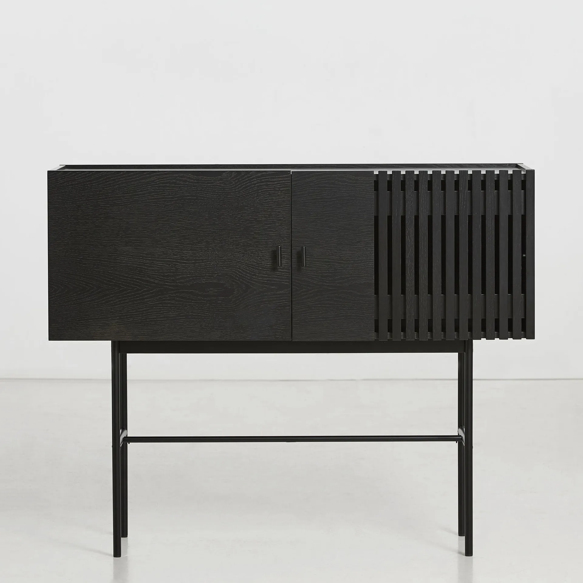 Array Beistelltisch, 120 cm, Eiche schwarz lackiert Woud