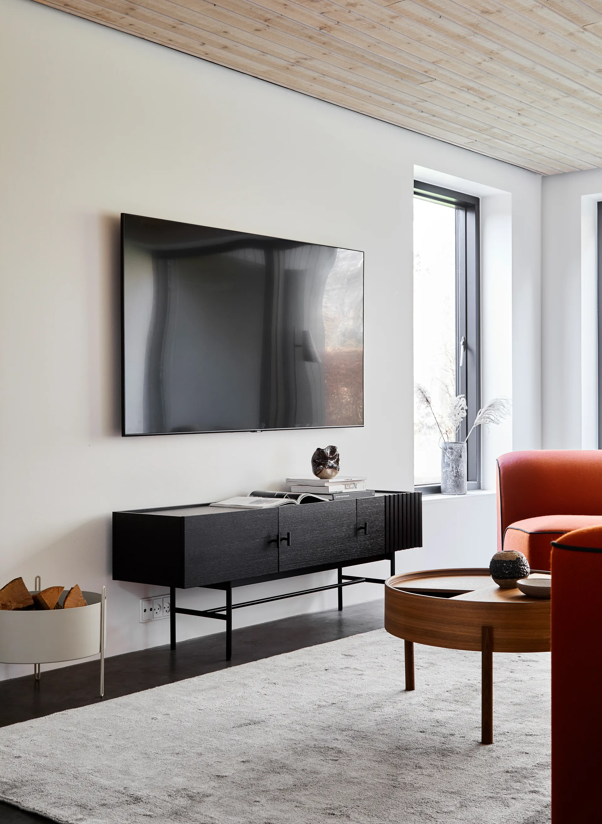 Array Beistelltisch, 180 cm, Eiche schwarz bemalt Woud