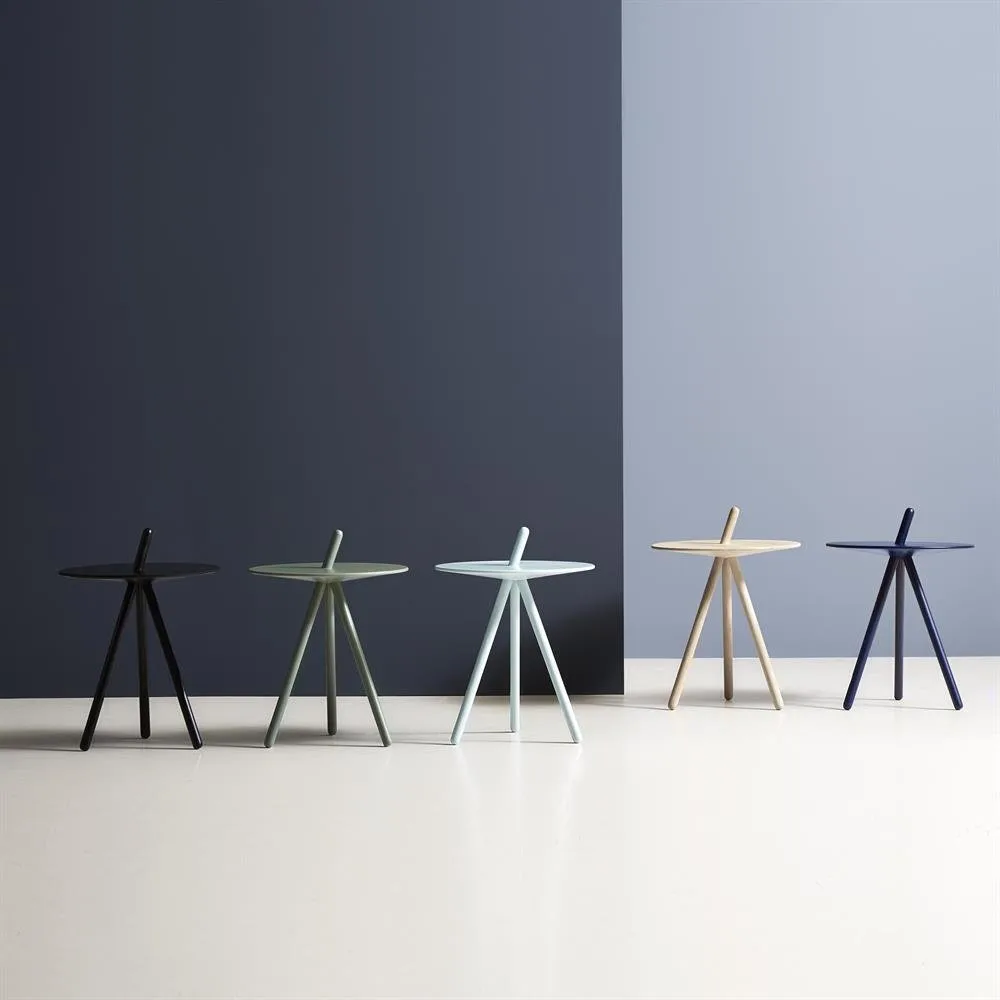 Come Here Beistelltisch, Eiche schwarz lackiert Woud