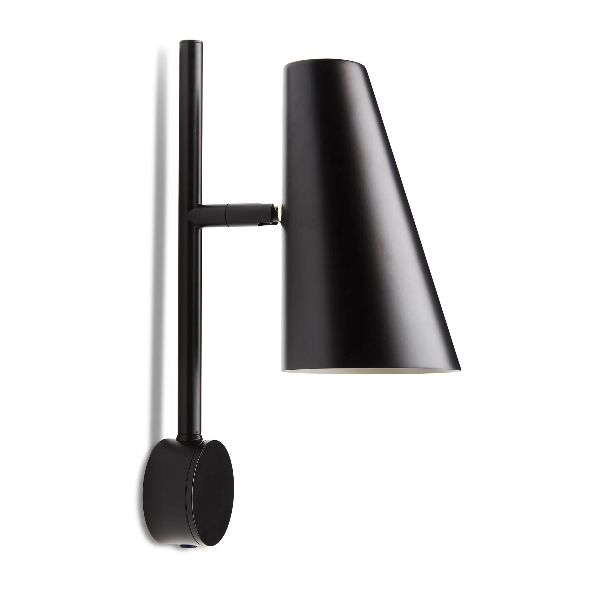 Cono Wandleuchte, Schwarz Woud