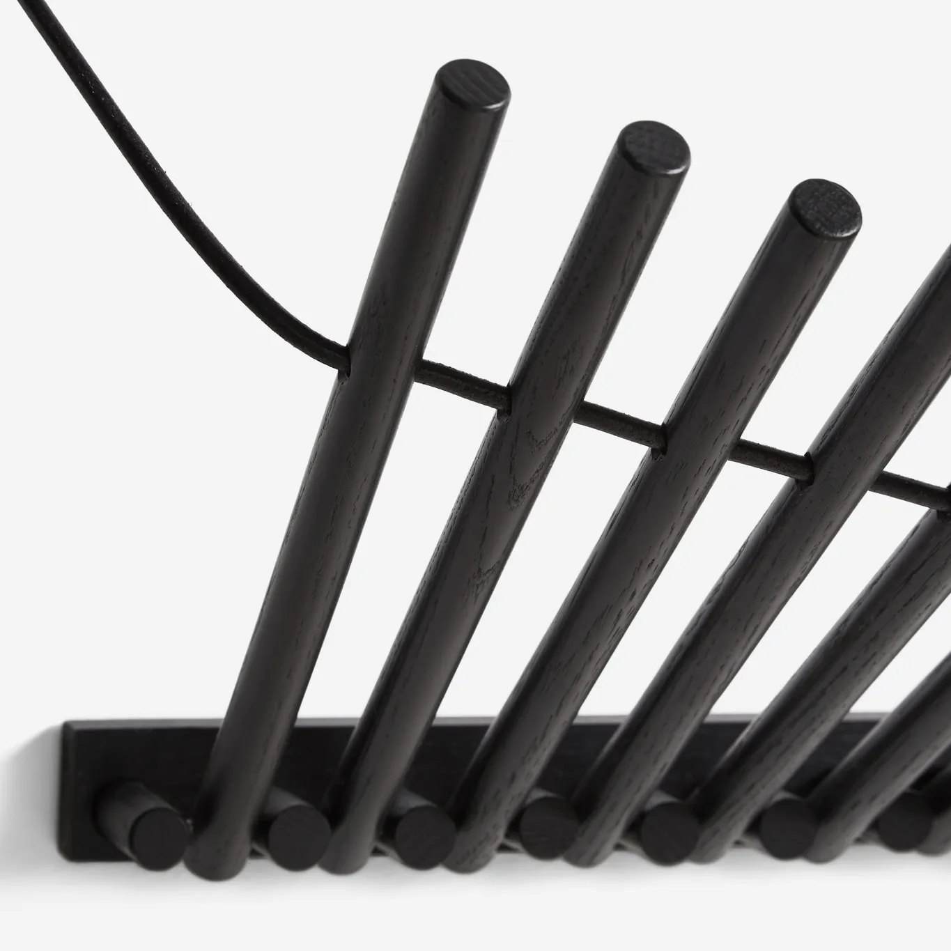 Knaegt Kleiderhaken, Eiche schwarz lackiert Woud