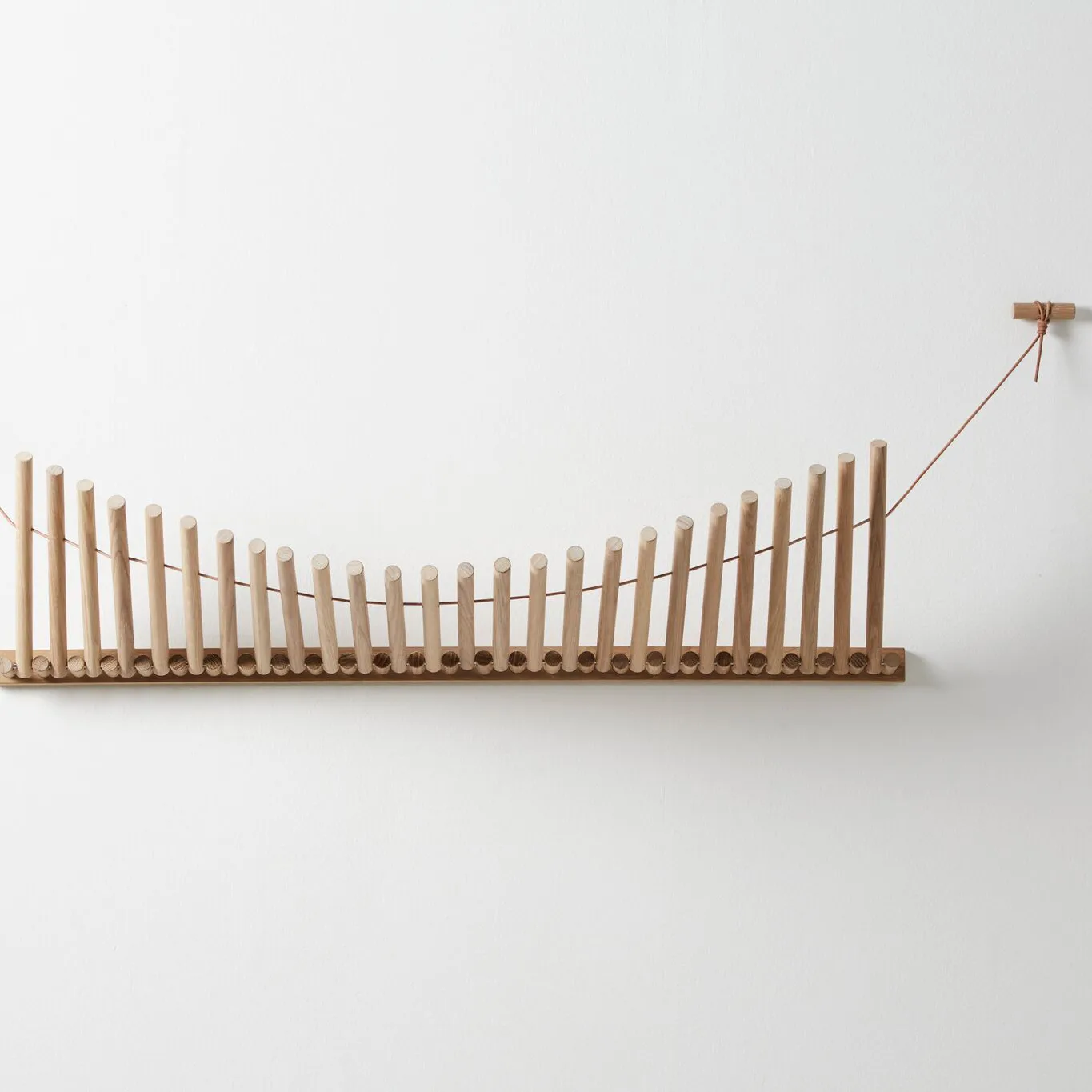 Knaegt Kleiderhaken, Weiß pigmentierte Eiche Woud