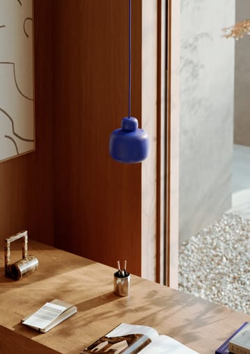 Stone Pendelleuchte small - Cobalt blue - Woud