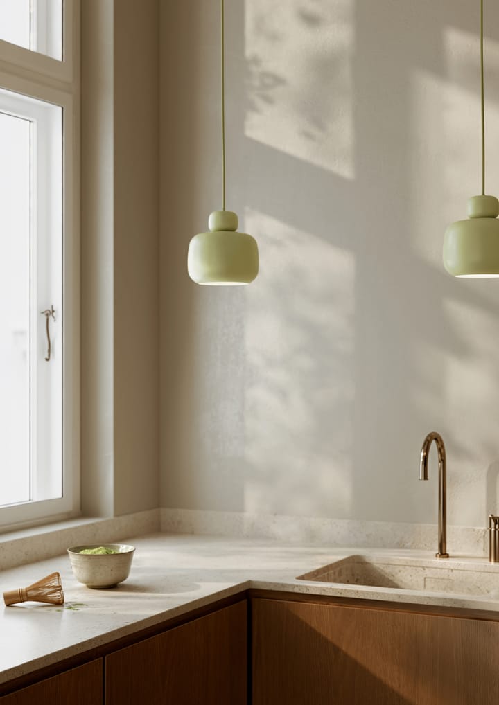 Stone Pendelleuchte small, Matcha green Woud