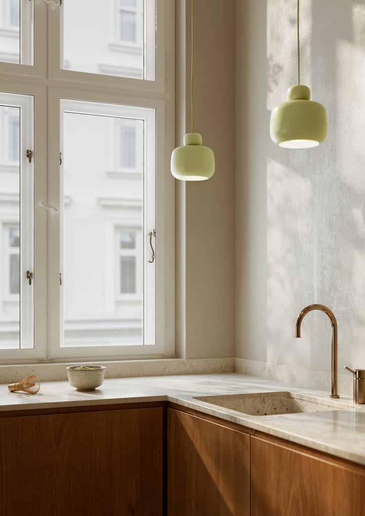 Stone Pendelleuchte small, Matcha green Woud