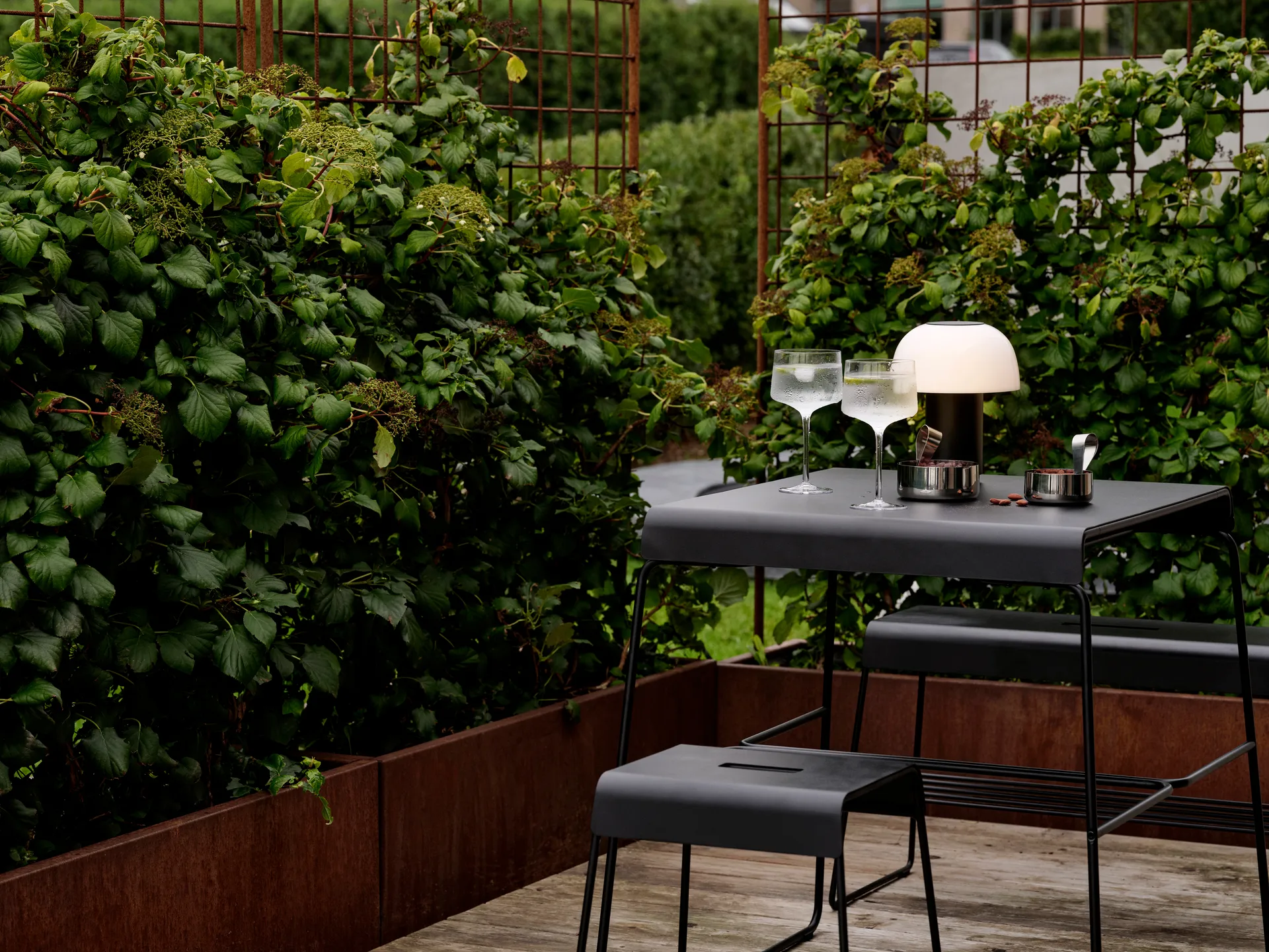 A-Café table Outdoor Tisch, Black Zone Denmark