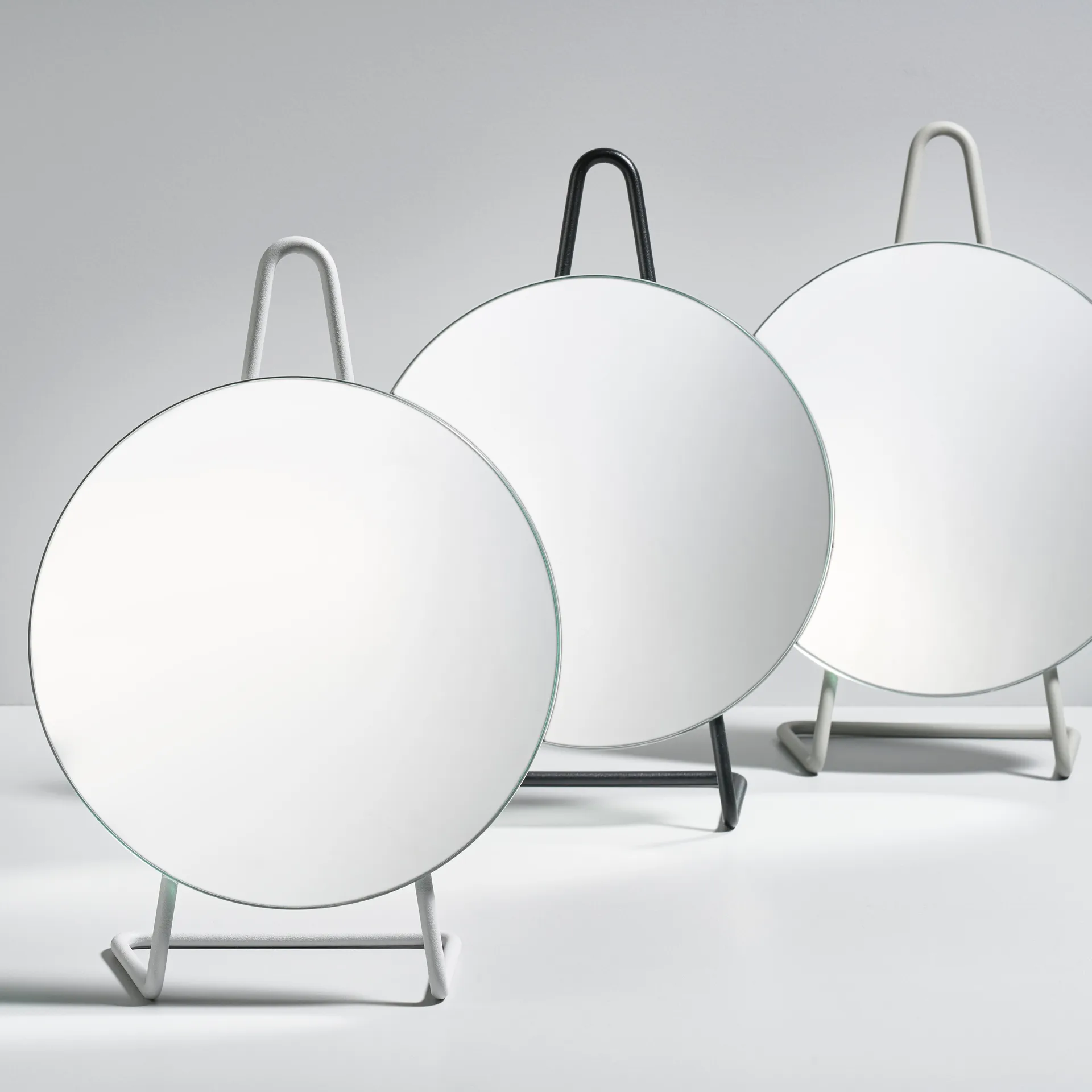 A-Mirror Tischspiegel, Schwarz Zone Denmark