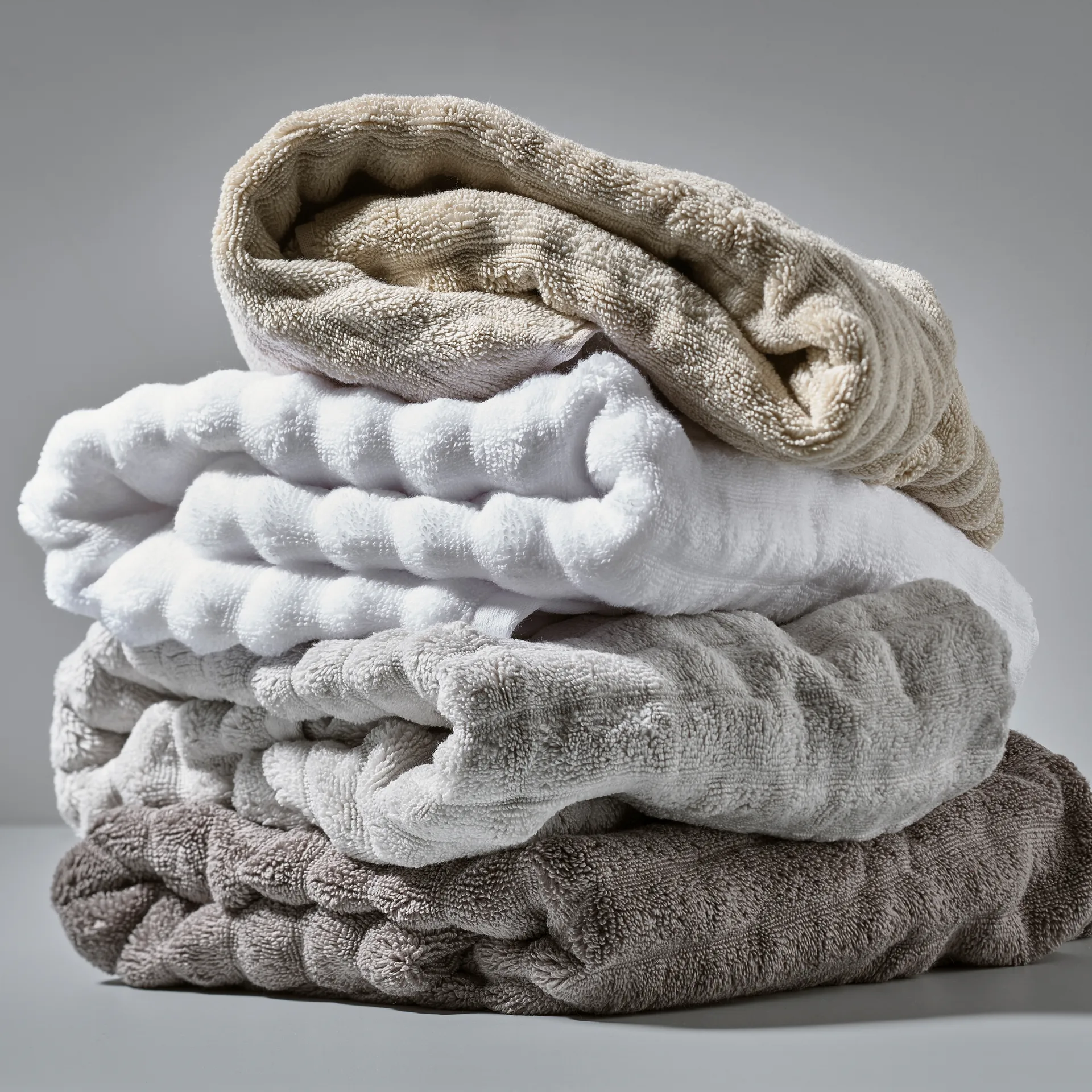 INU Handtuch 50 x 100cm, Soft grey Zone Denmark