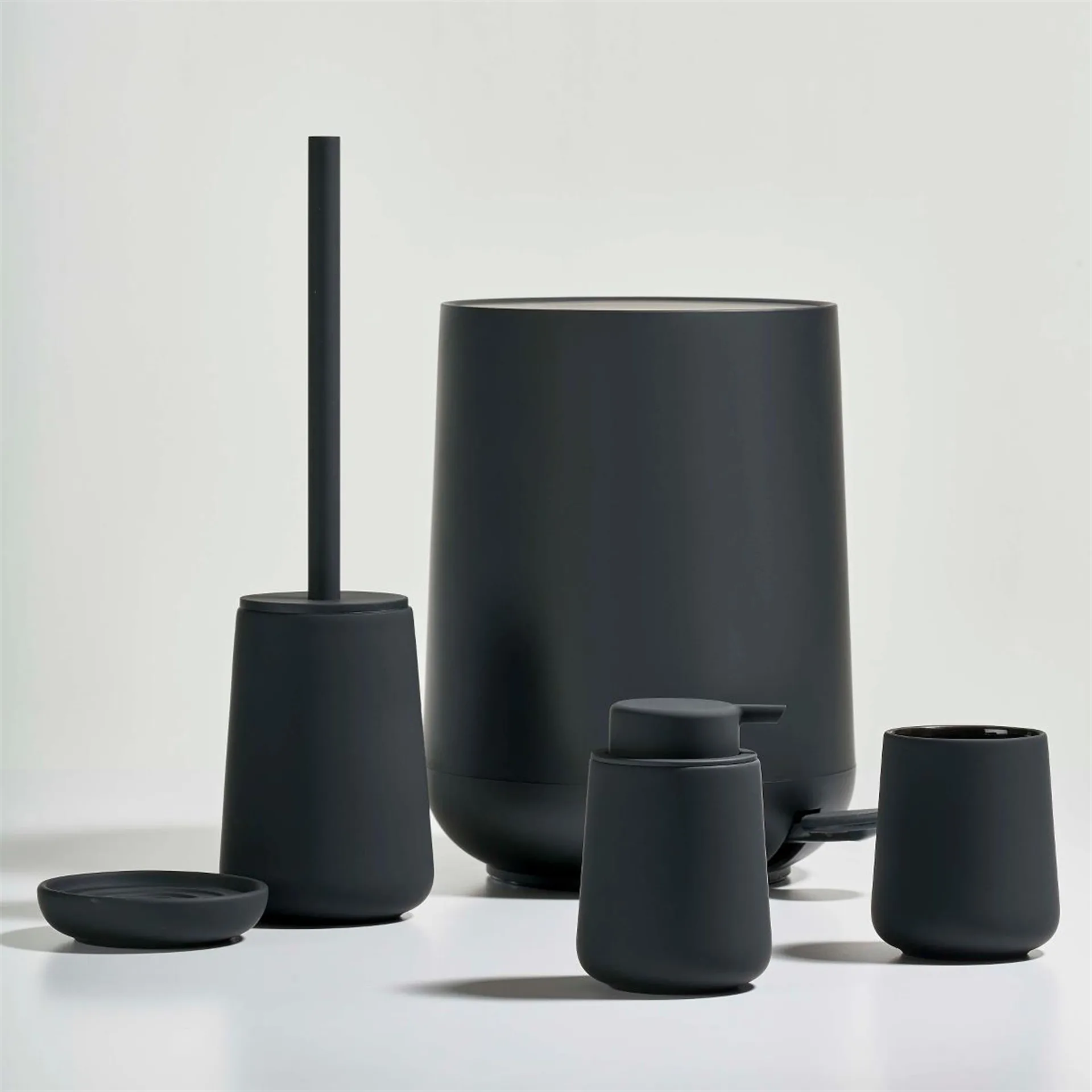 Nova One Seifenspender, Schwarz Zone Denmark