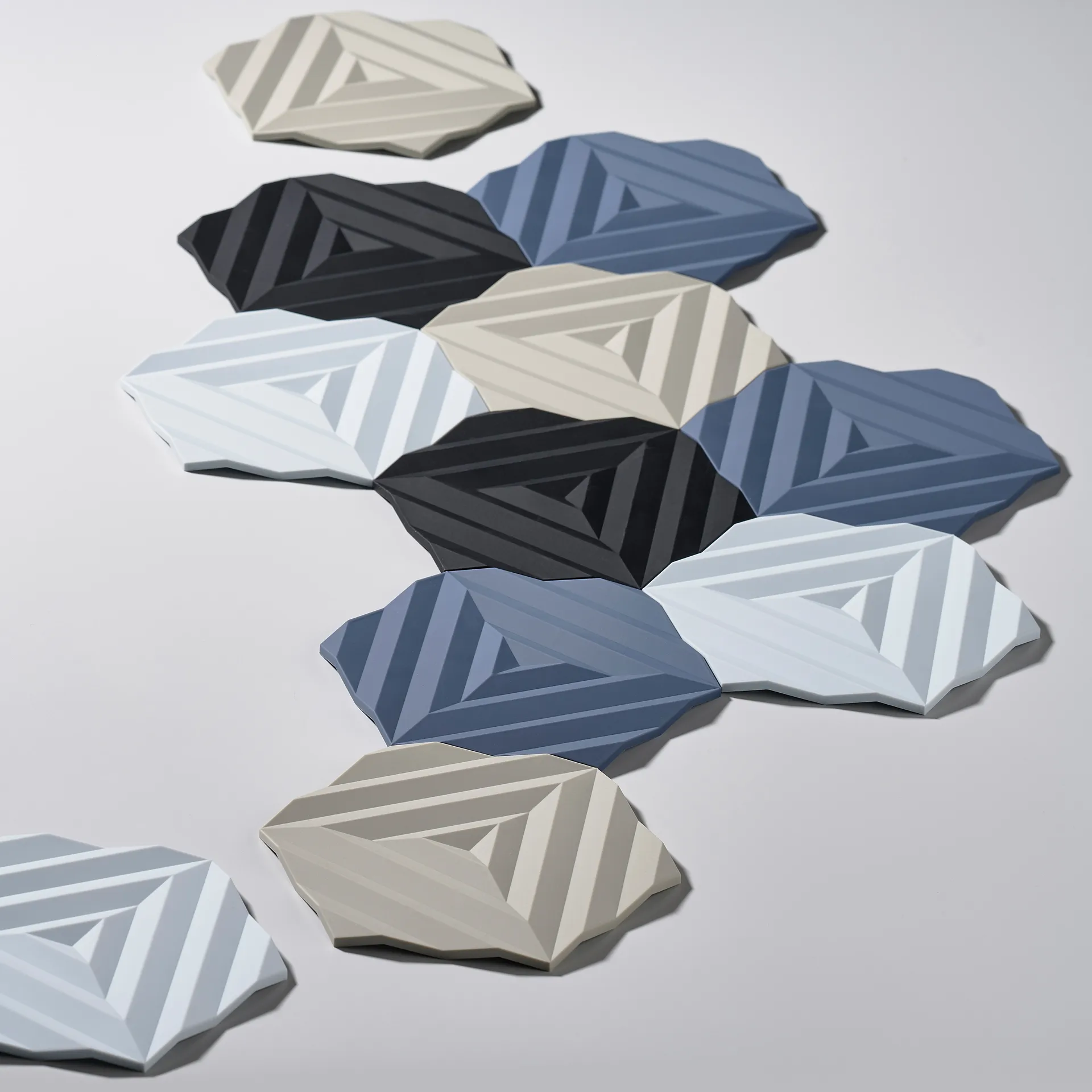 Ori Fold Topfuntersetzer 14 x 16cm, Black Zone Denmark