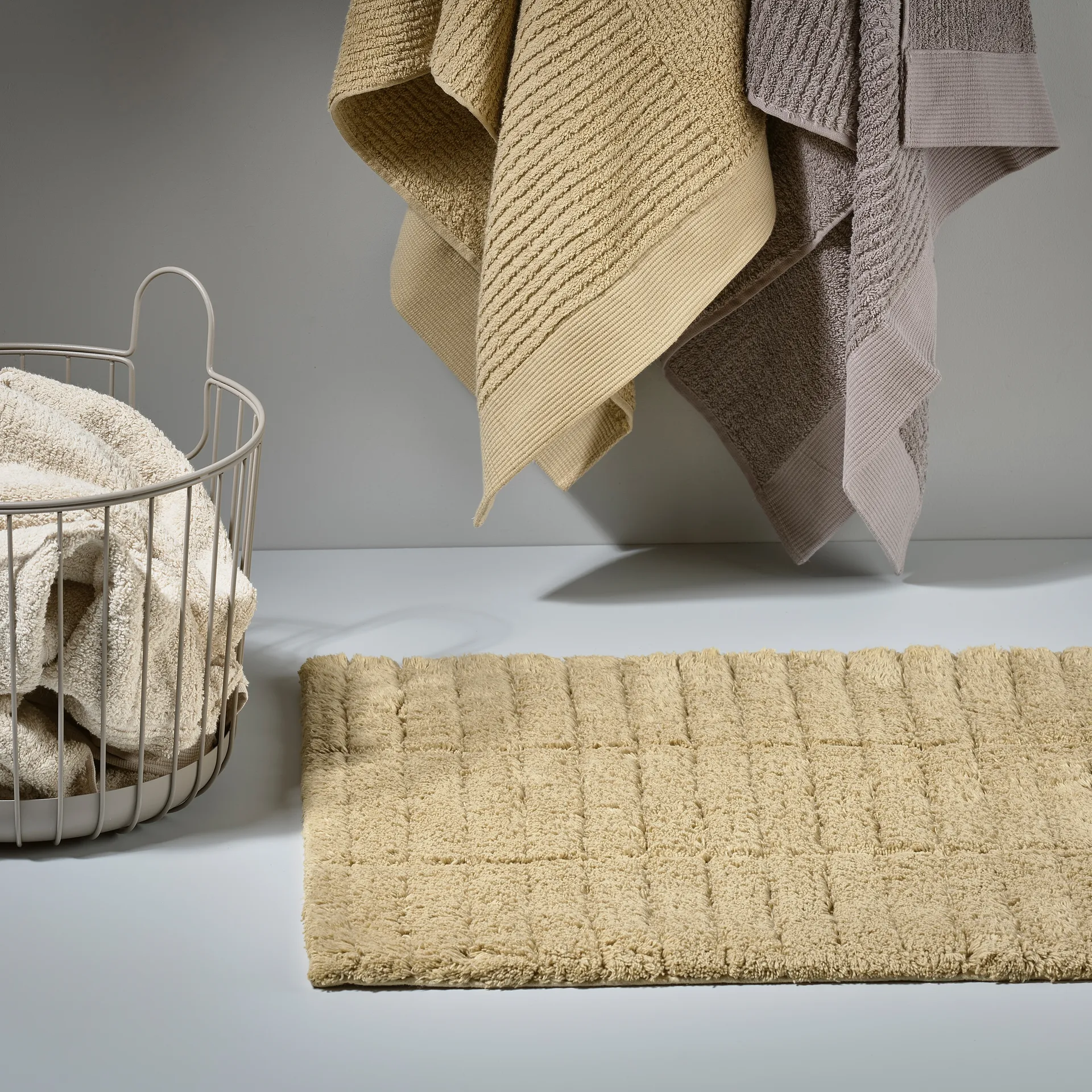 Tiles Badezimmerteppich 50 x 80cm, Warm sand Zone Denmark