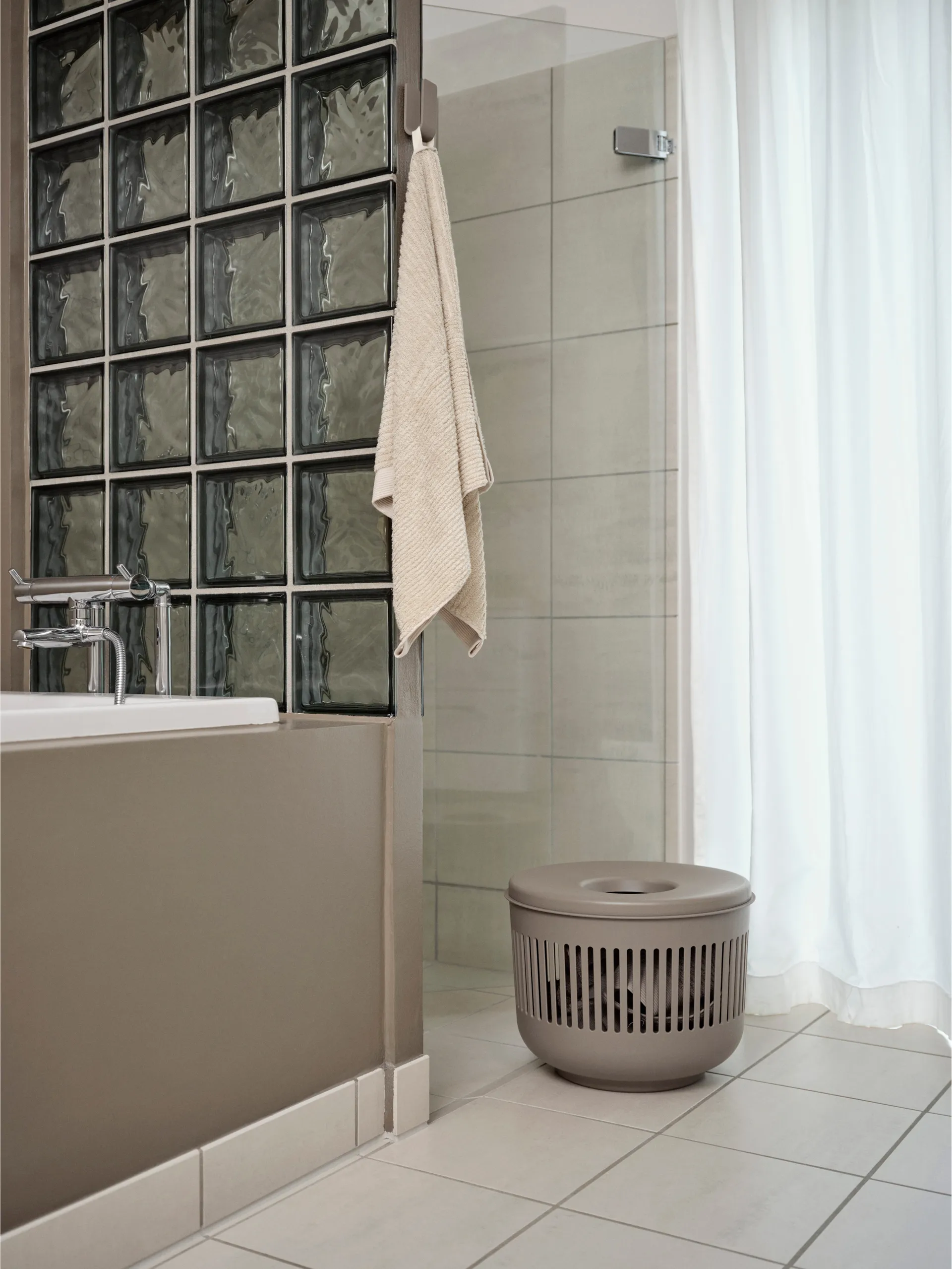 Ume Haken, Taupe Zone Denmark