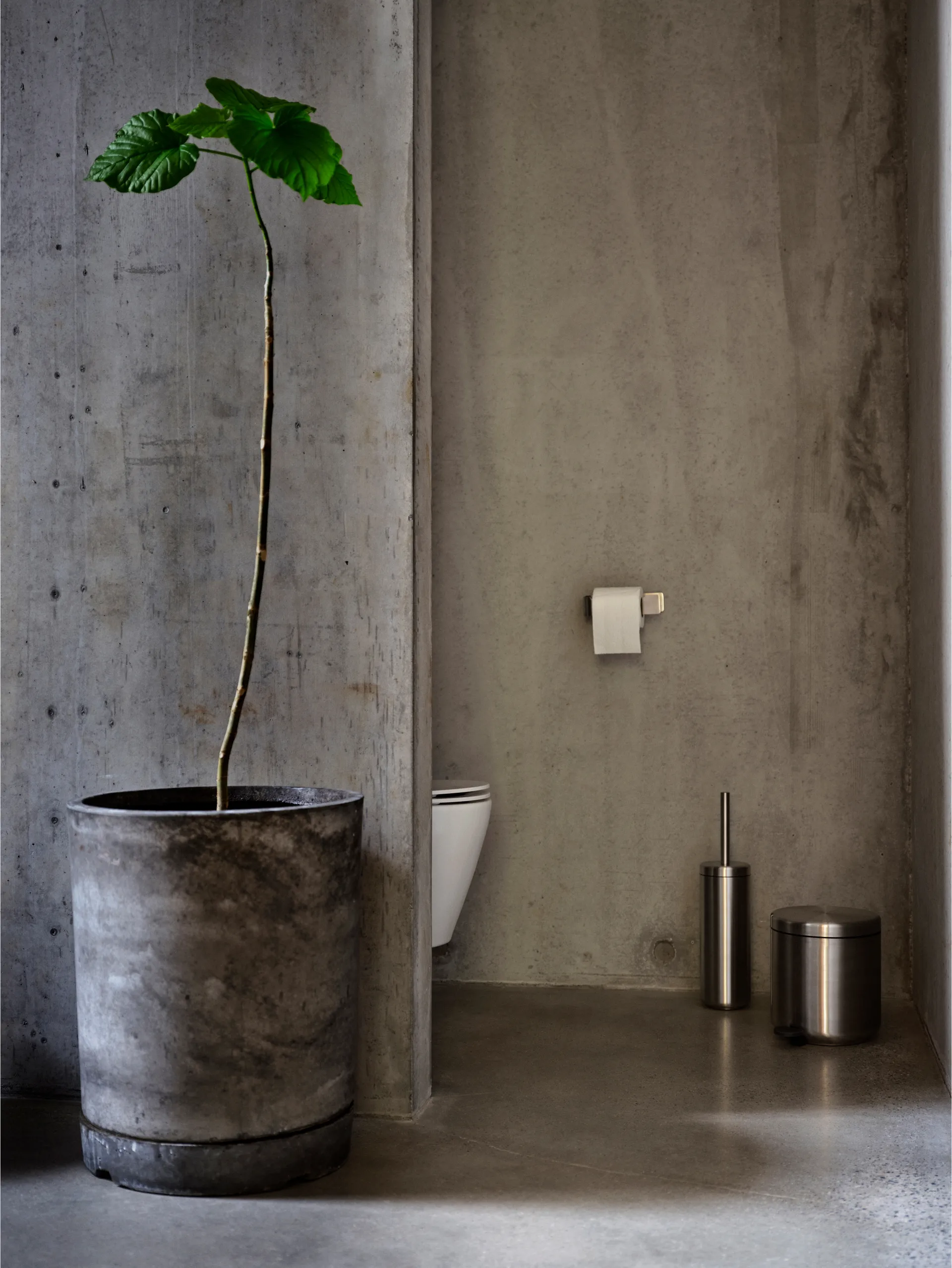 Ume Toilettenpapierhalter, Stahl Zone Denmark