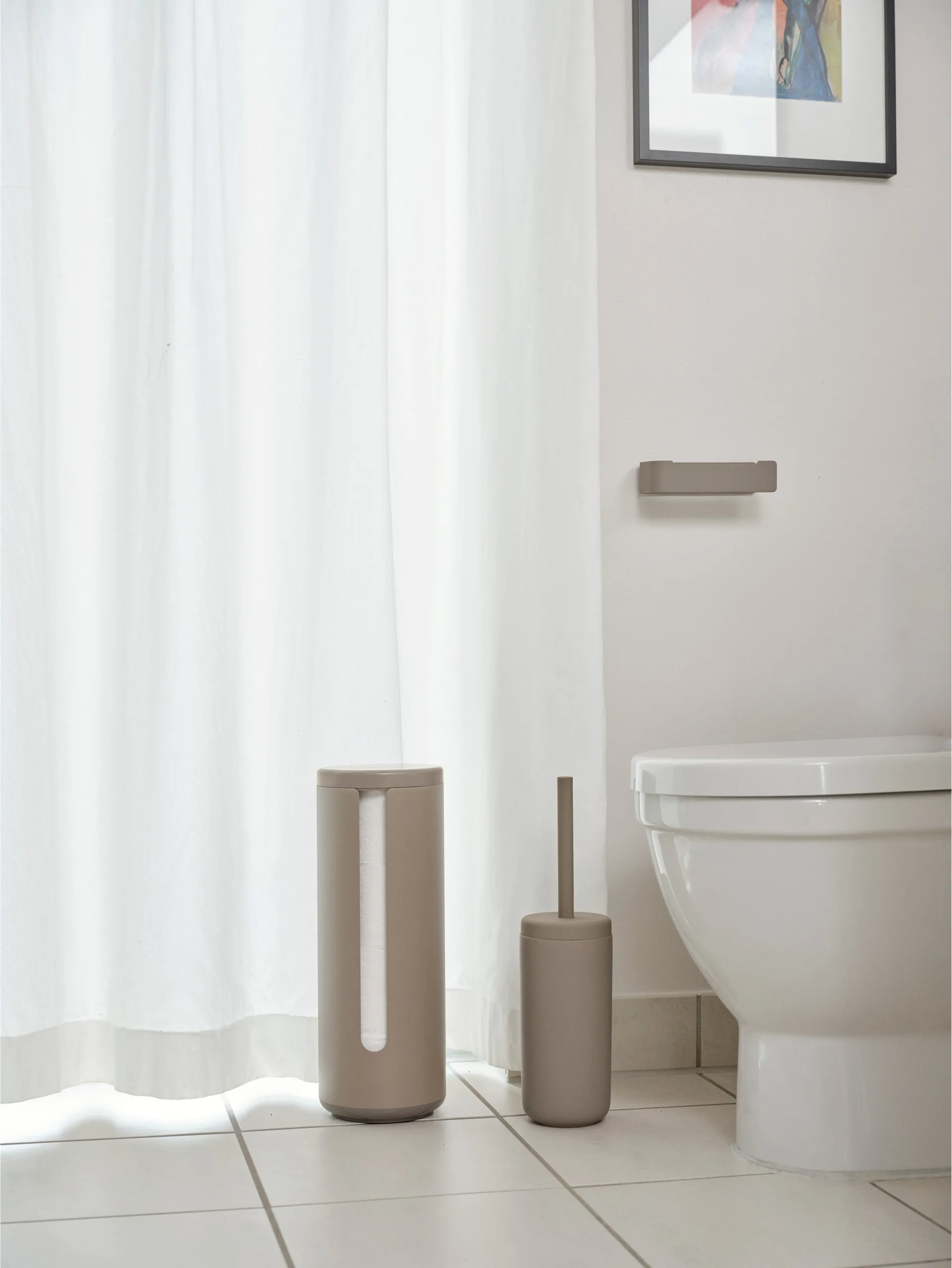 Ume Toilettenpapierhalter, Taupe Zone Denmark