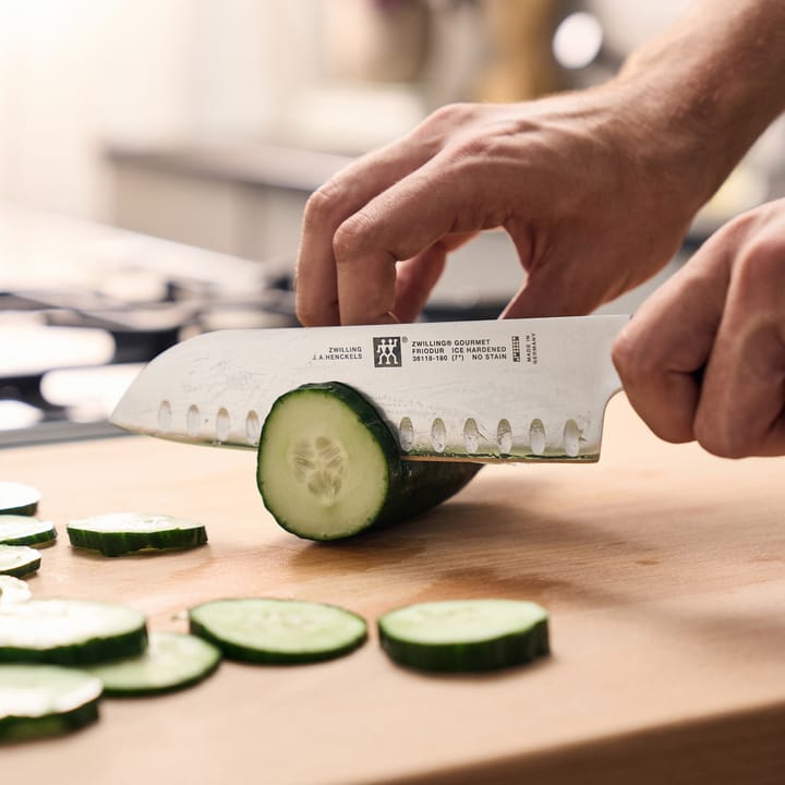 Zwilling Gourmet Santokumesser 18 cm, Schwarz-Edelstahl Zwilling