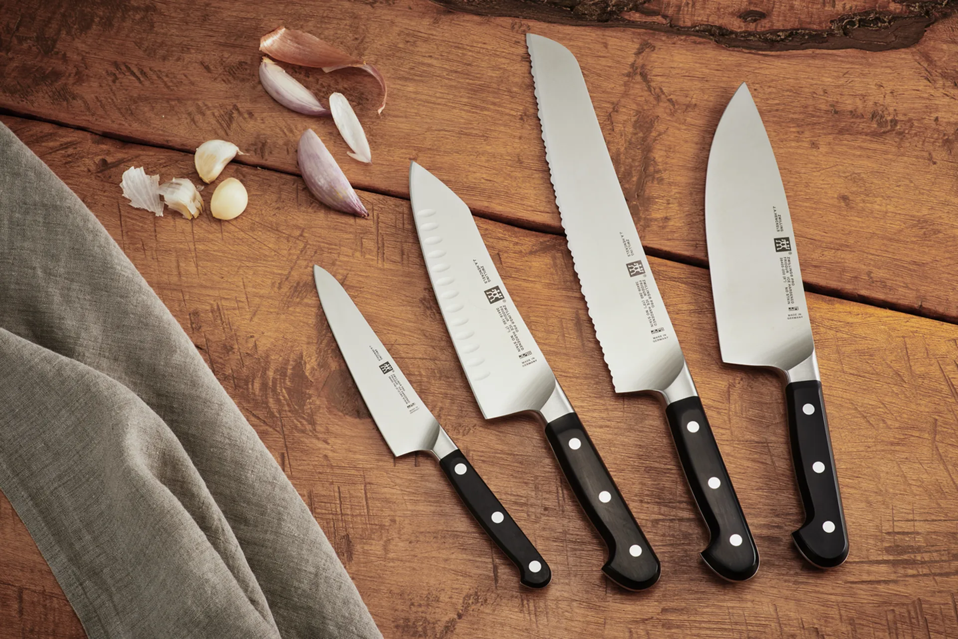 Zwilling Pro rocking santoku, 18cm Zwilling