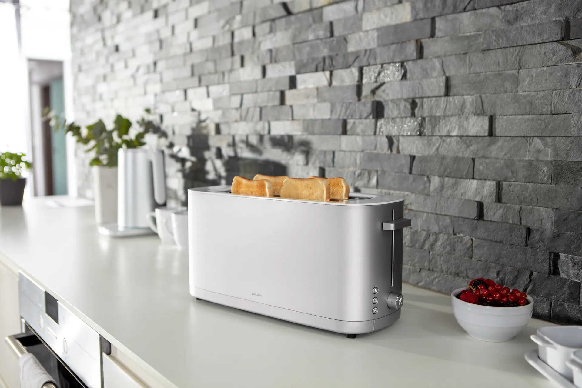 Zwilling Toaster mit Warmhaltefunktion 2 lange Schlitzen, Silber Zwilling