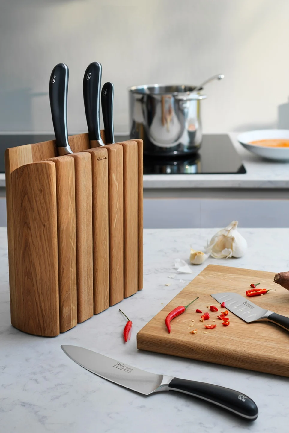 Der magnetische Messerblock von Zwilling ist perfekt für den Schutz Ihrer Messer. 