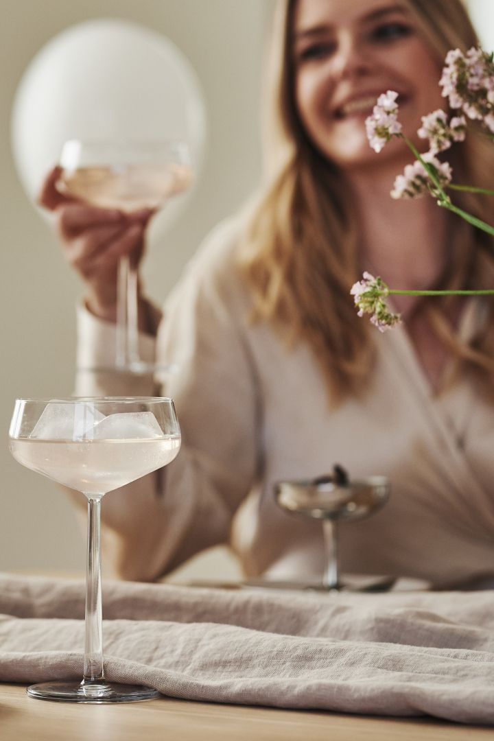 10 Geschenke für jeden Anlass – hier die Iittala Cocktailgläser. 